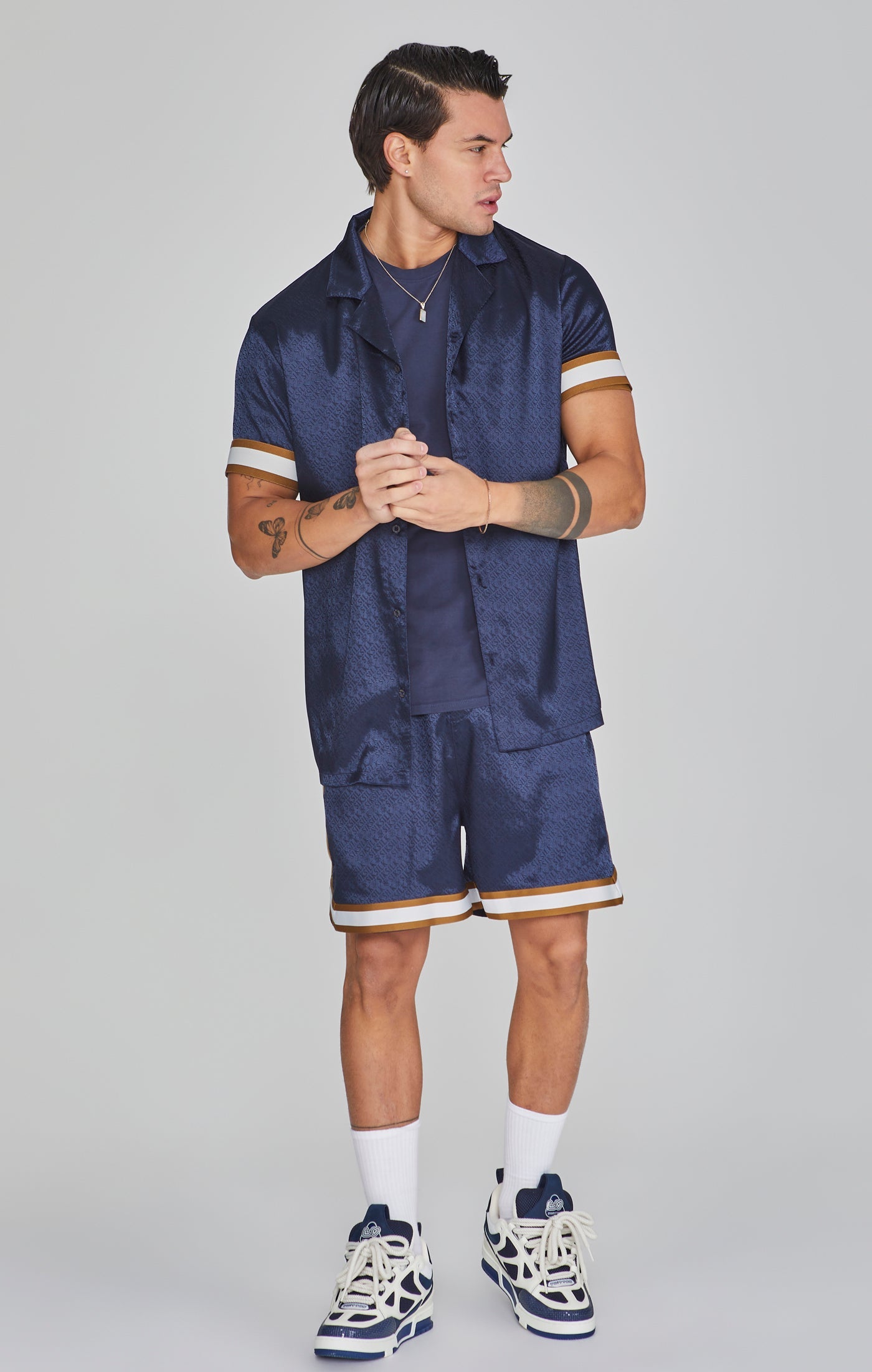 Resort Shirt in Navy Hemden SikSilk   