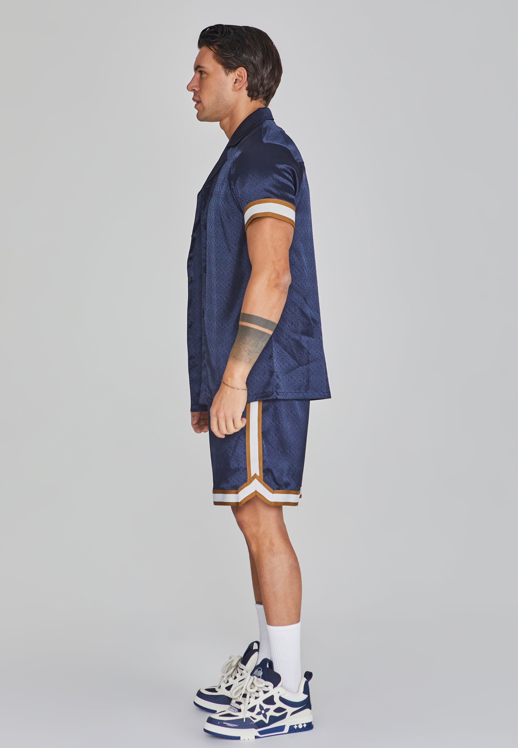 Resort Shorts in Navy Shorts SikSilk   