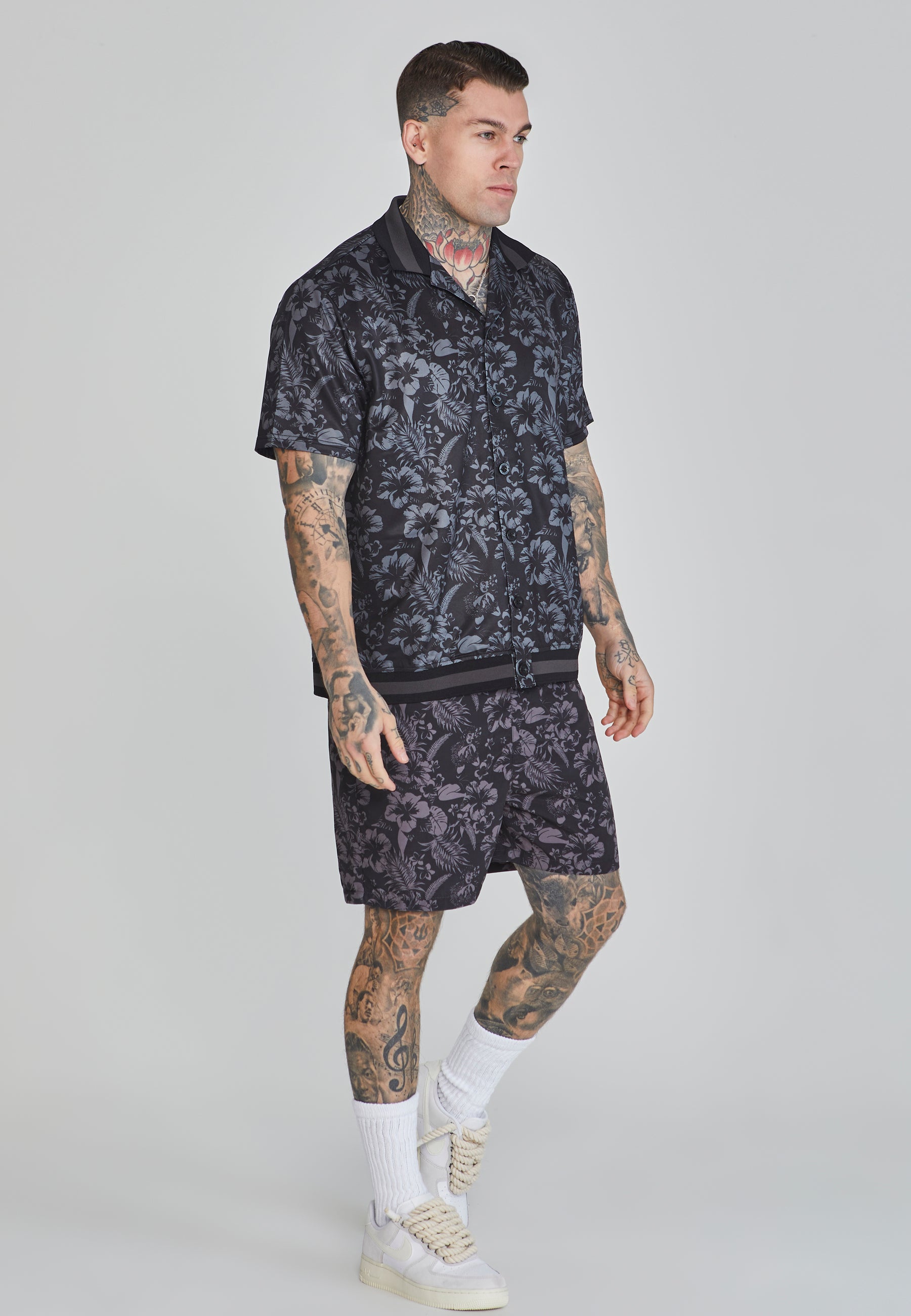 Bowling Shirt in Black Hemden SikSilk   