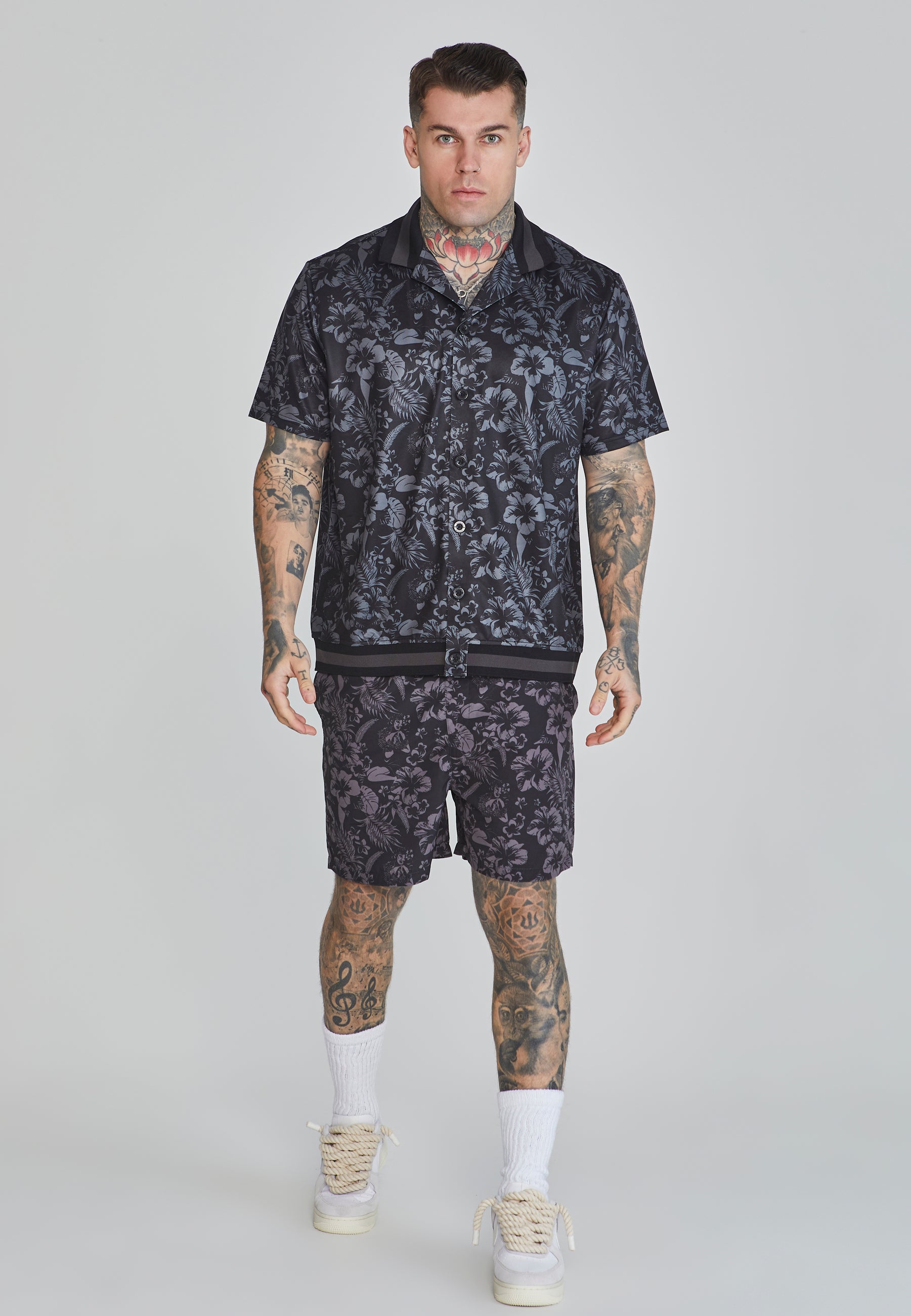 Bowling Shirt in Black Hemden SikSilk   