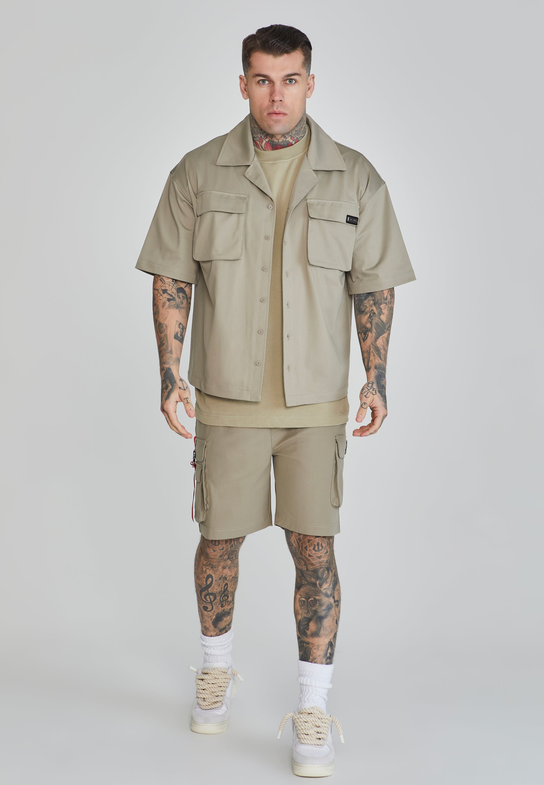 Flight Utility Shirt in Khaki Hemden SikSilk   