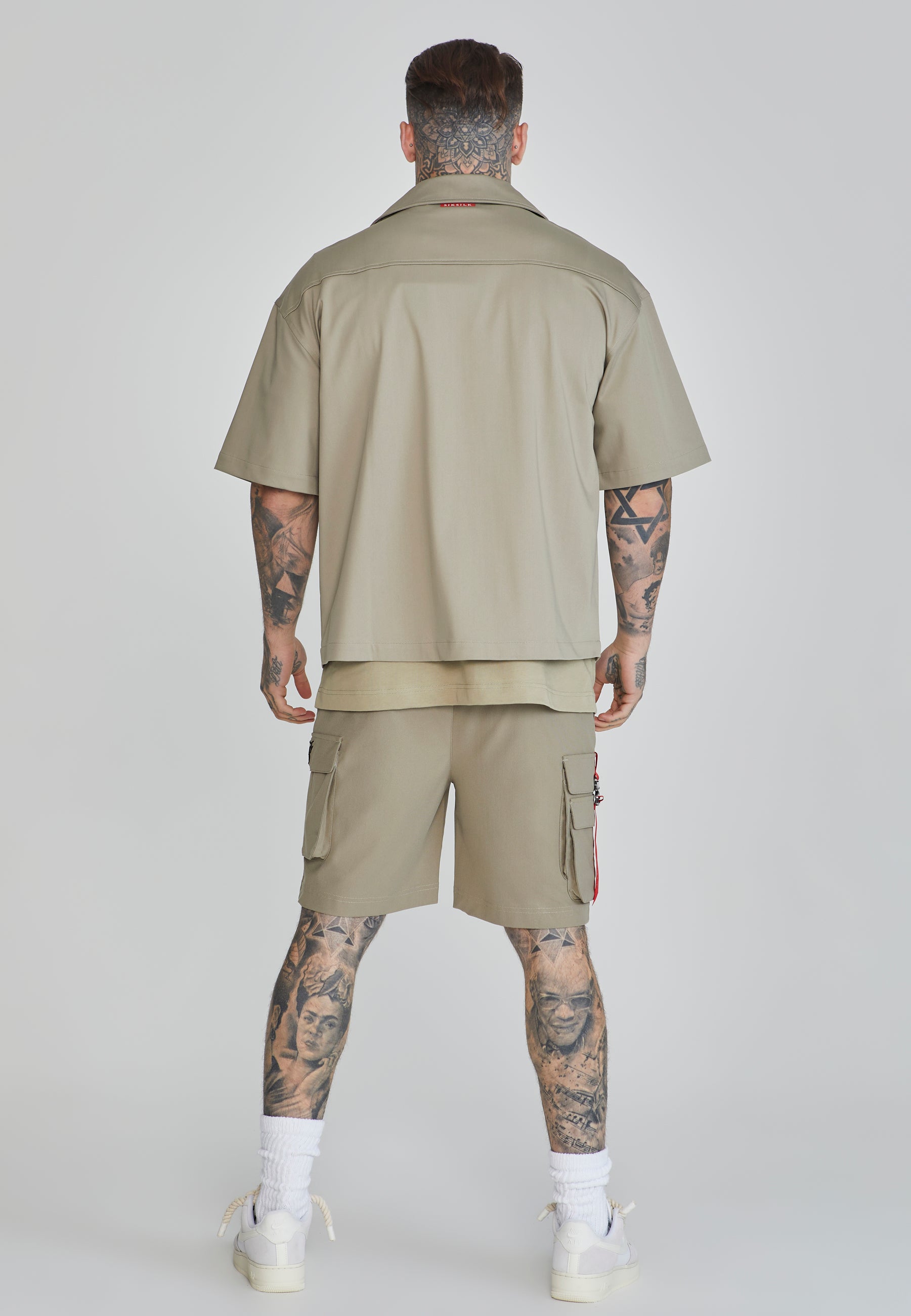 Flight Utility Shirt in Khaki Hemden SikSilk   