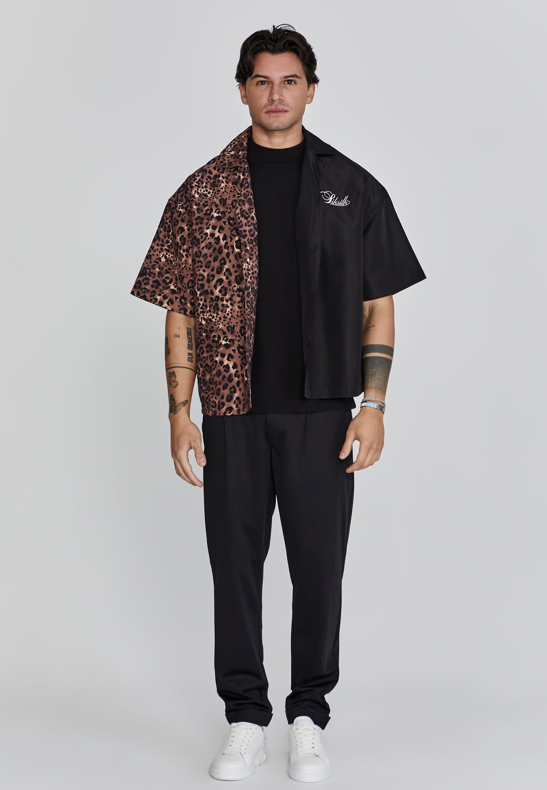 Animal Print Shirt in Black Hemden SikSilk   