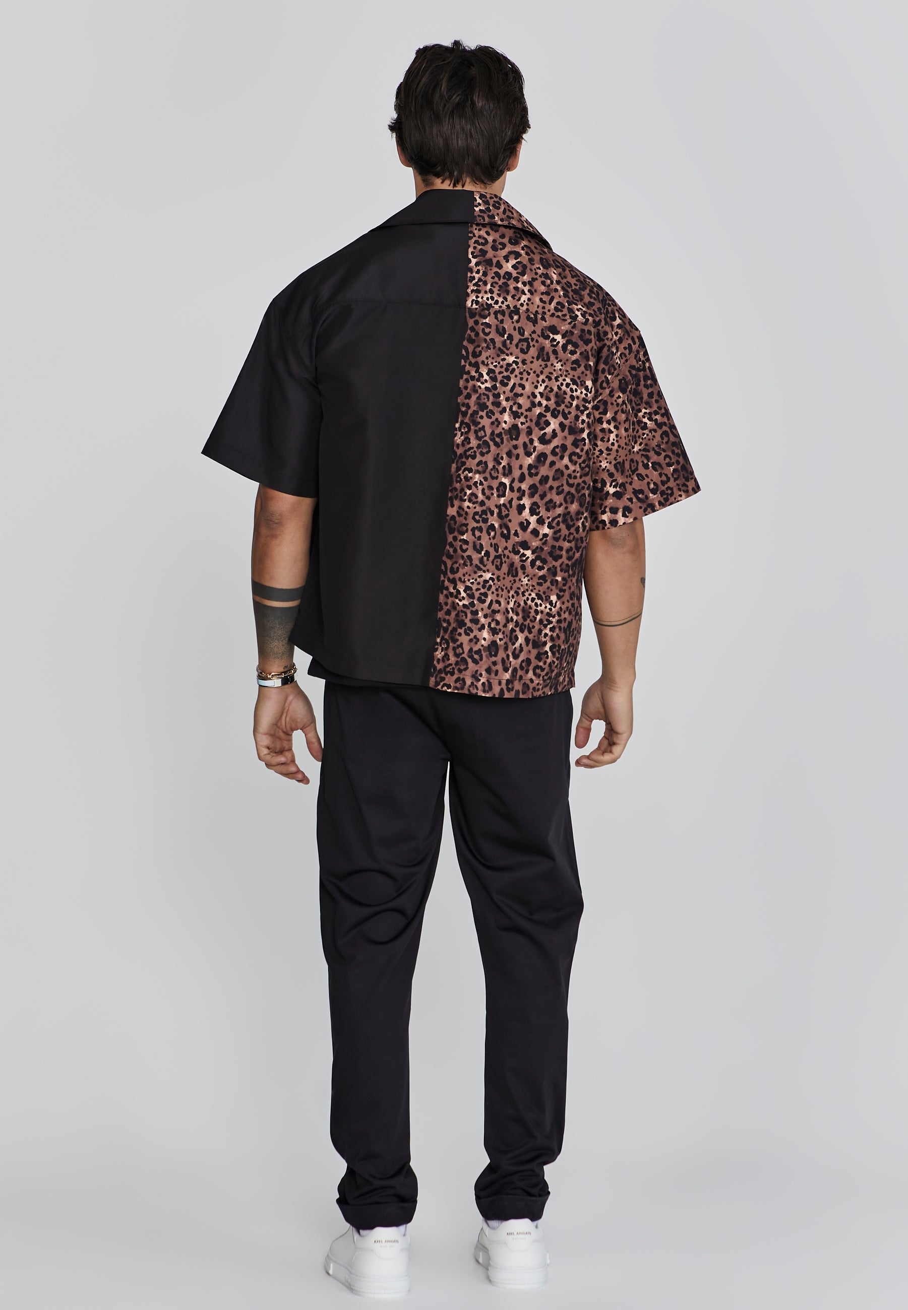 Animal Print Shirt in Black Hemden SikSilk   