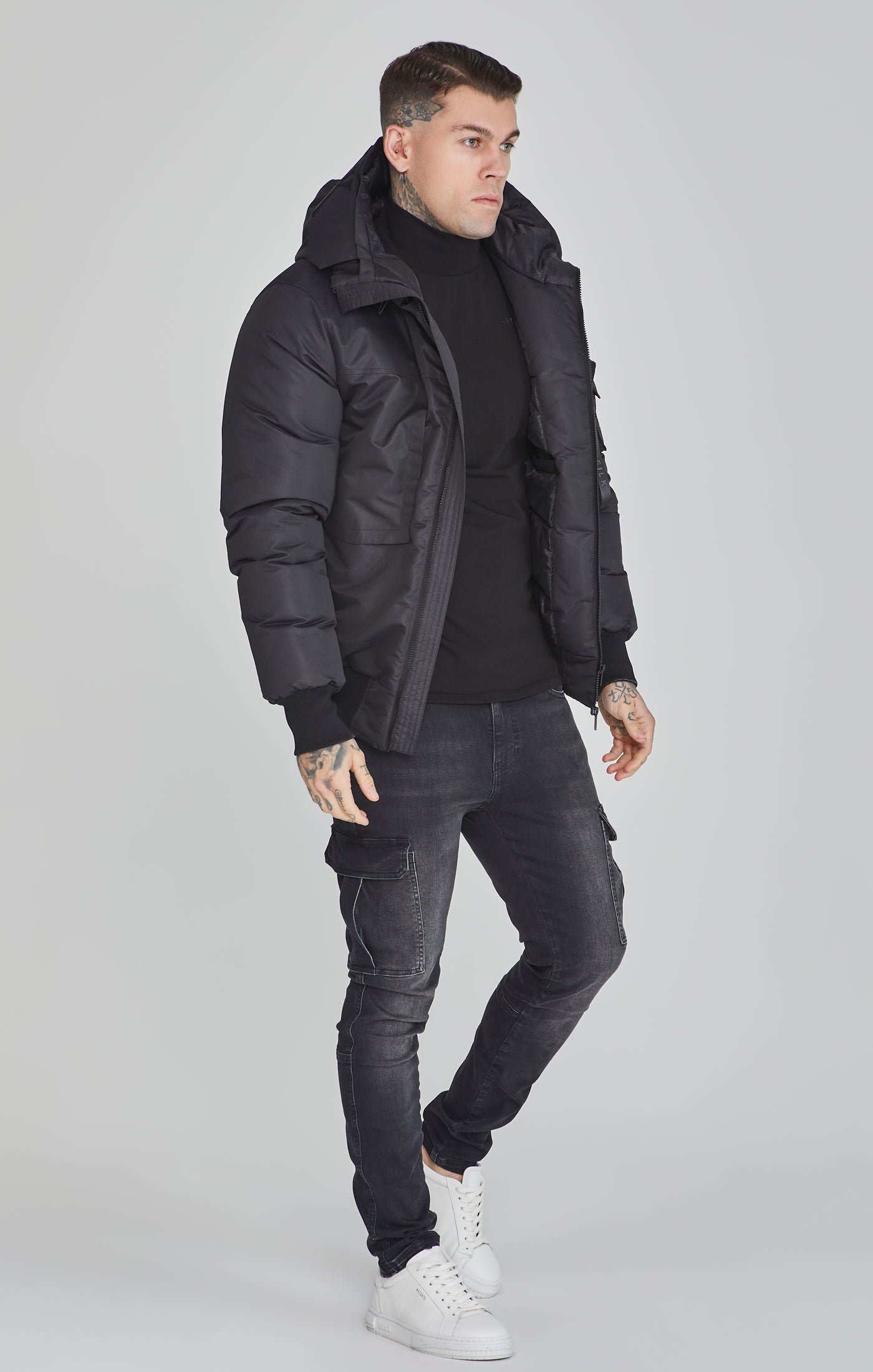 Bomber Jacket in Black Jacken SikSilk   