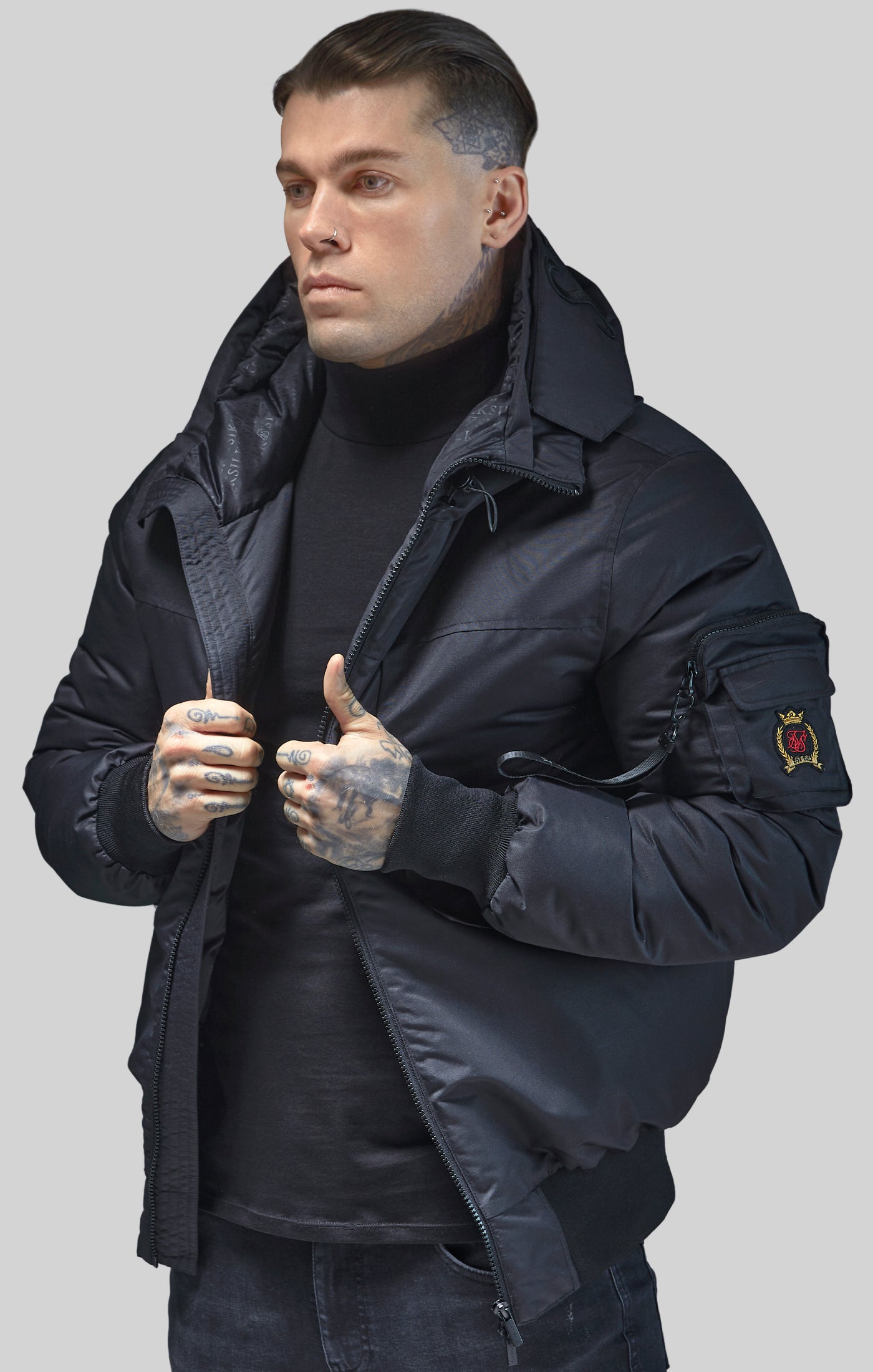 Bomber Jacket in Black Jacken SikSilk   