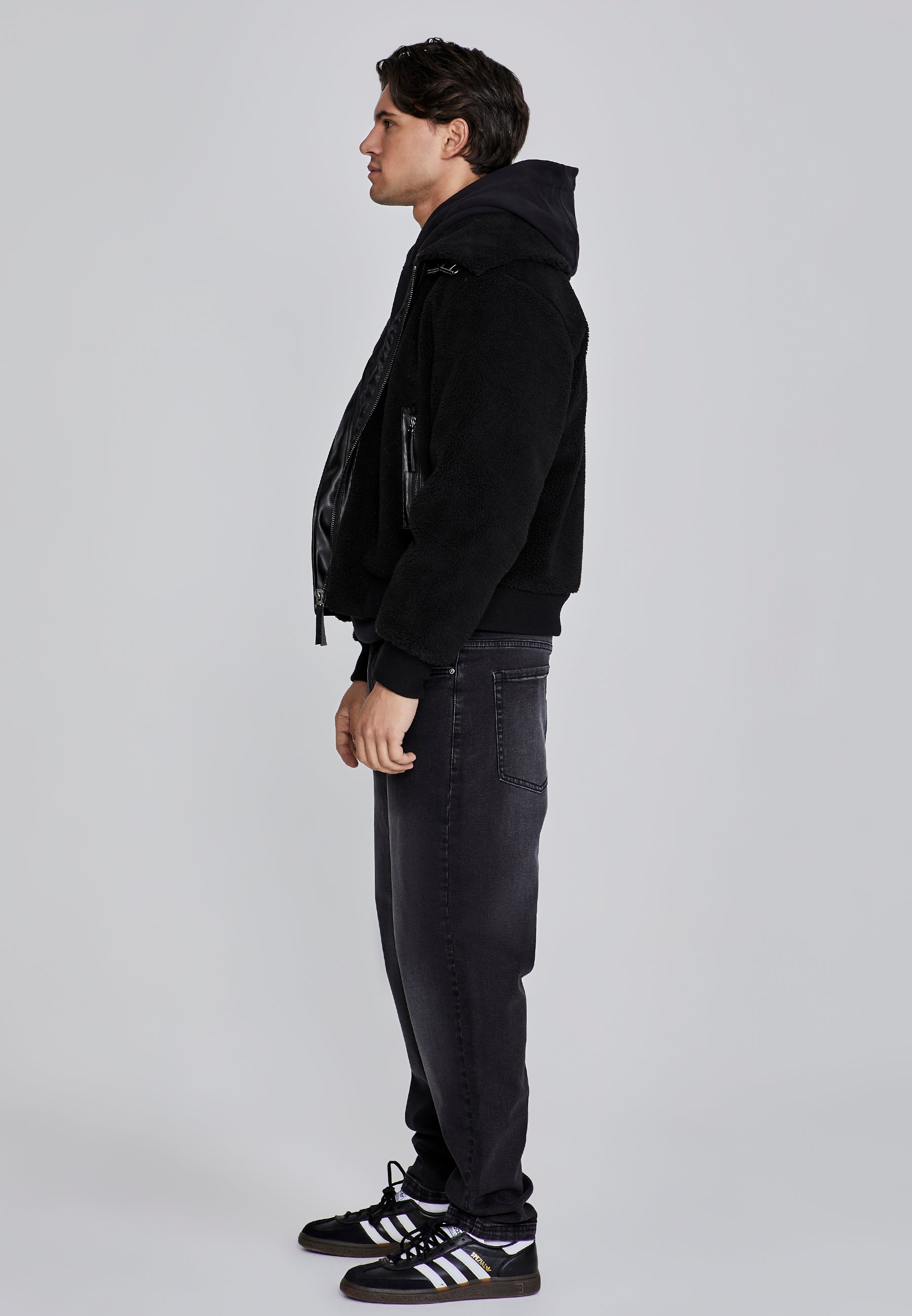 Sherpa Bomber Jacket in Black Jacken SikSilk   