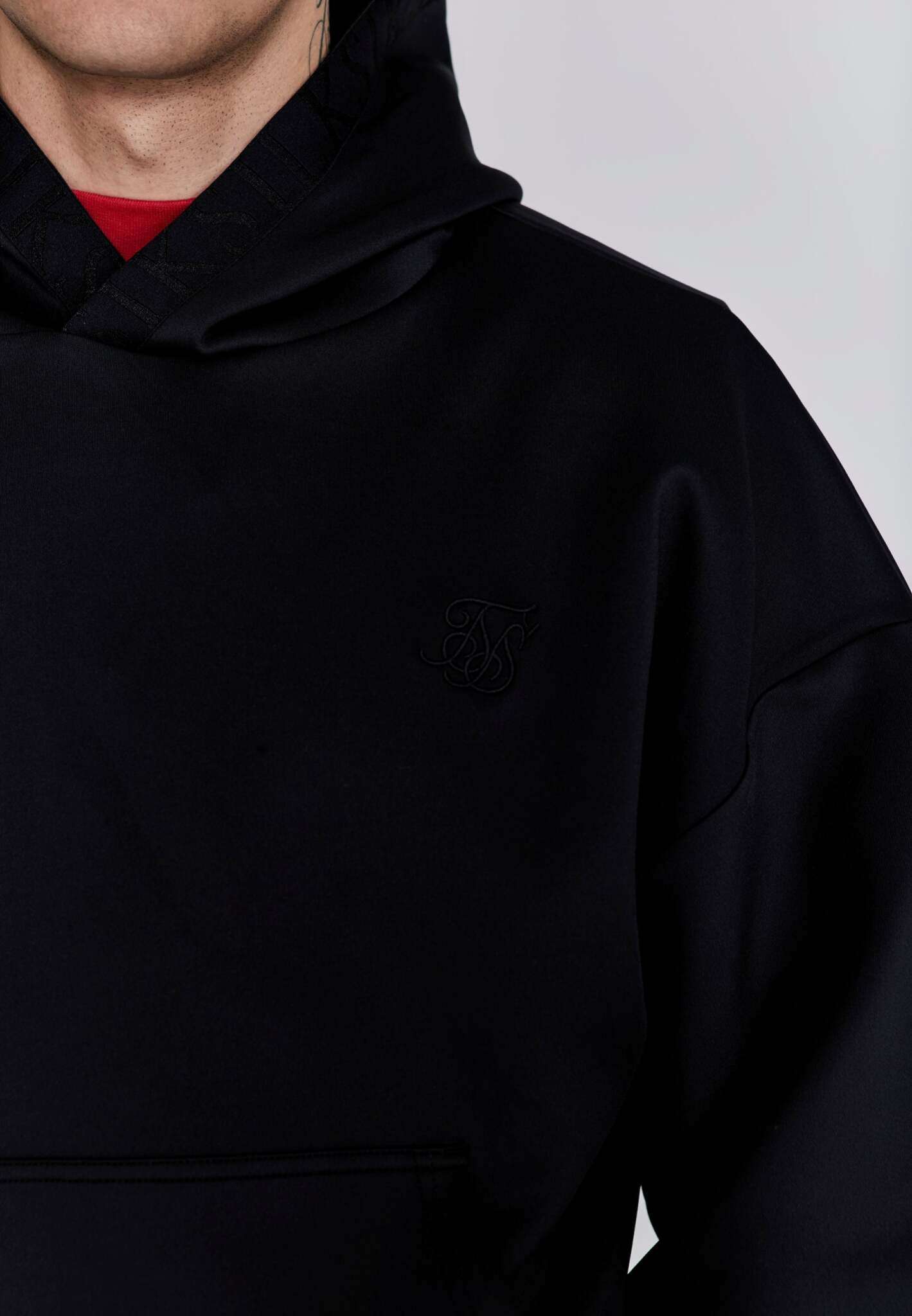 Oversized Dynamic Hoodie in Black Kapuzenpullover SikSilk