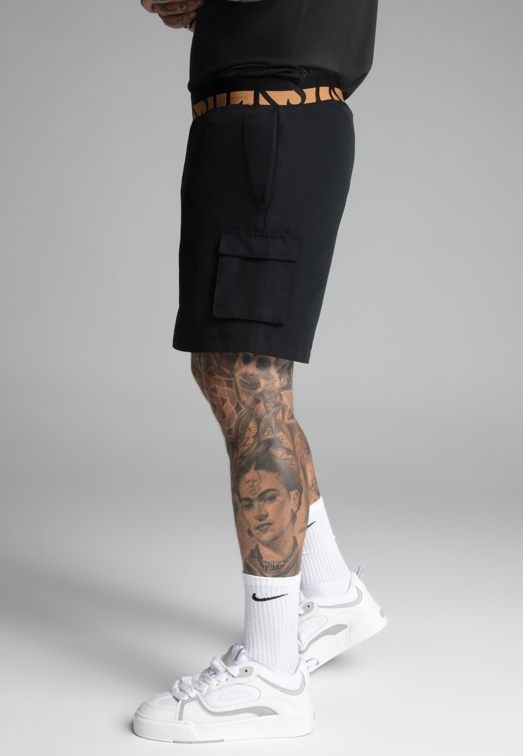 Cargo Swim Short in Black Badehosen SikSilk