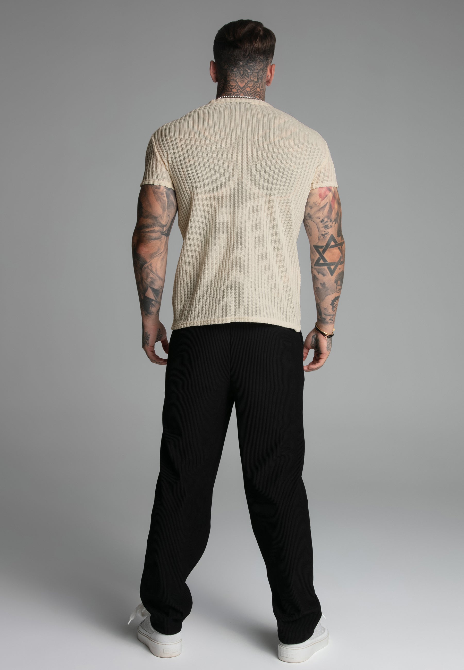 Textured Muscle Fit T-Shirt in Ecru T-Shirts SikSilk