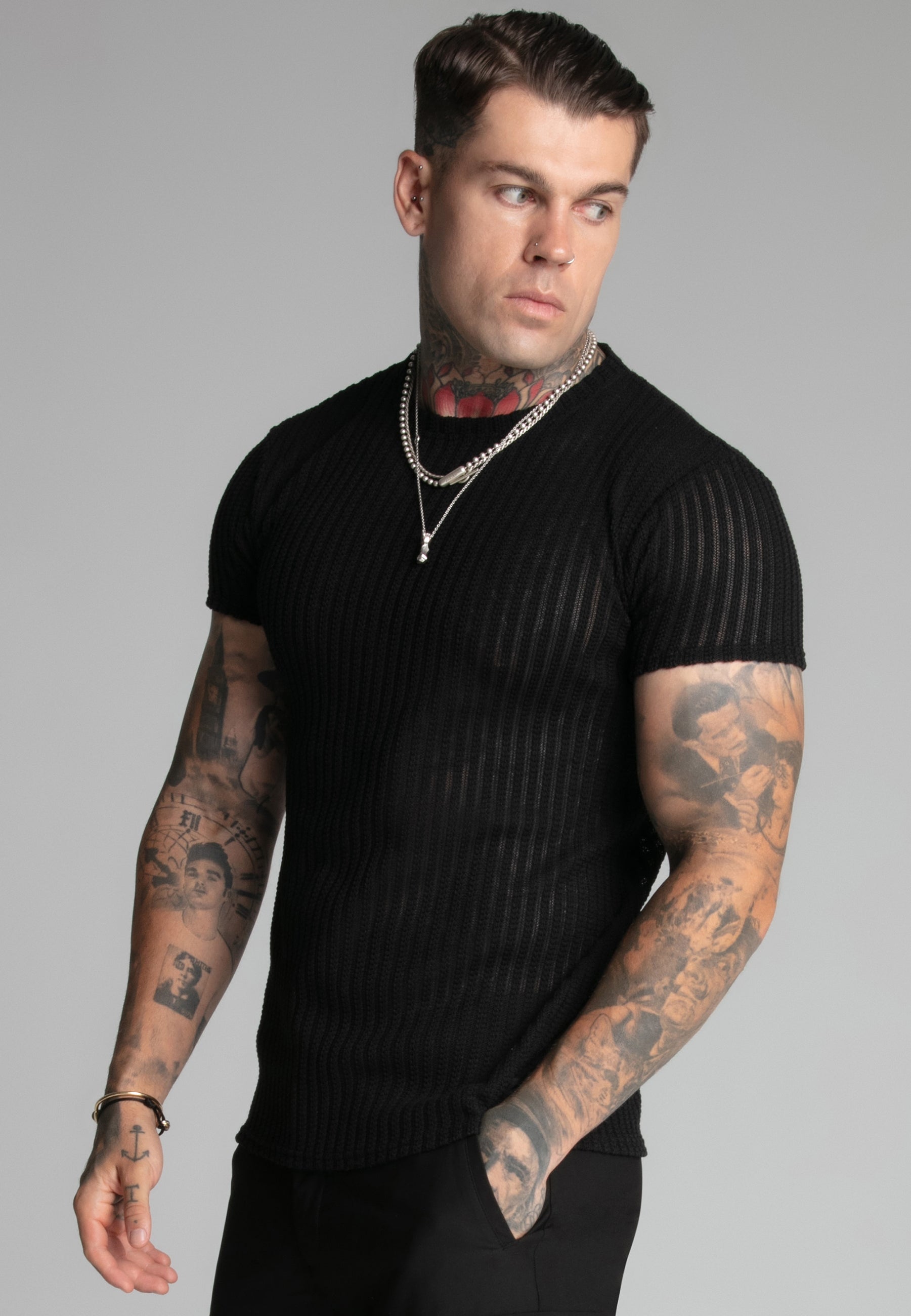 Textured Muscle Fit T-Shirt in Black T-Shirts SikSilk