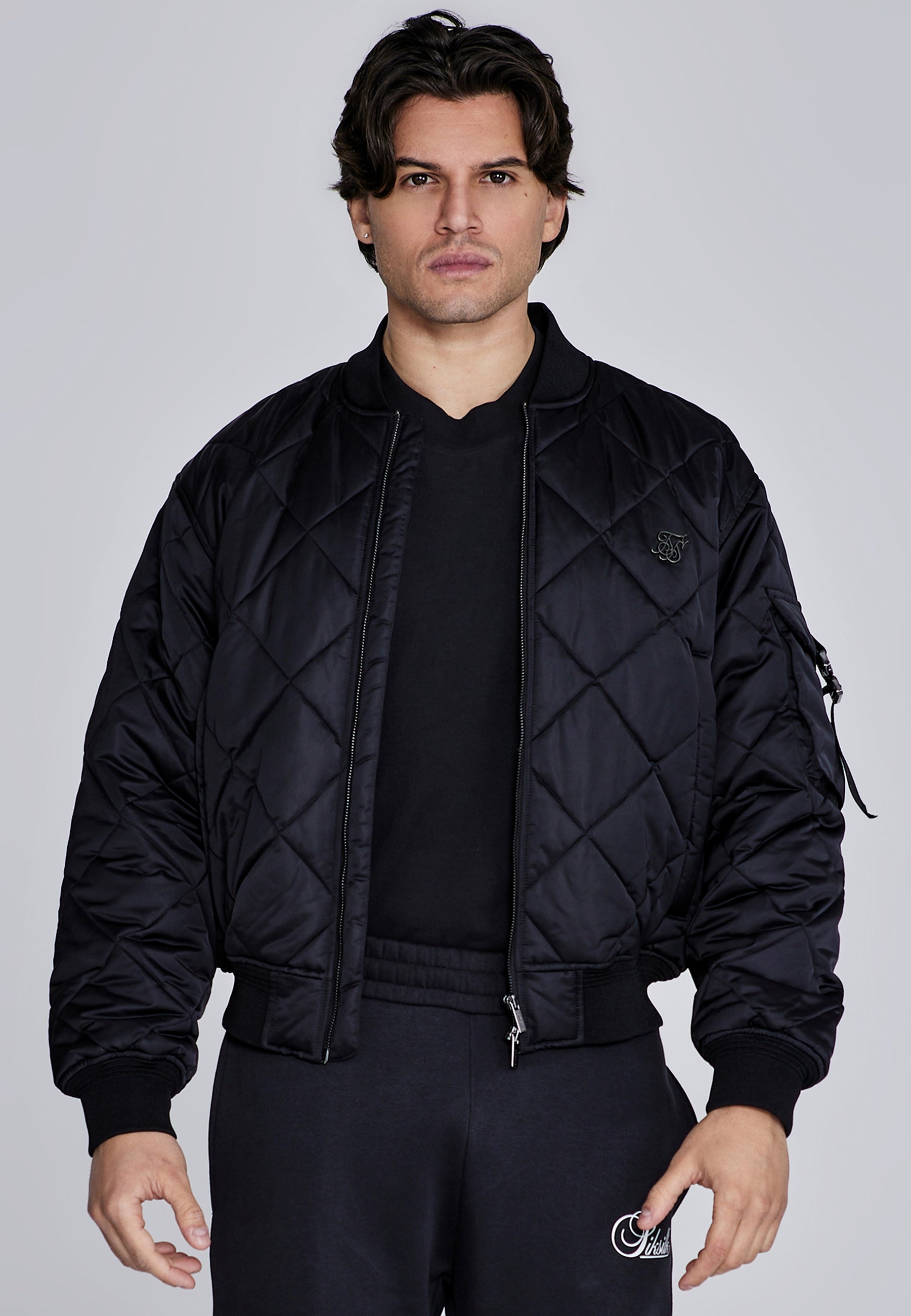 Bomber Jacket in Black Jacken SikSilk