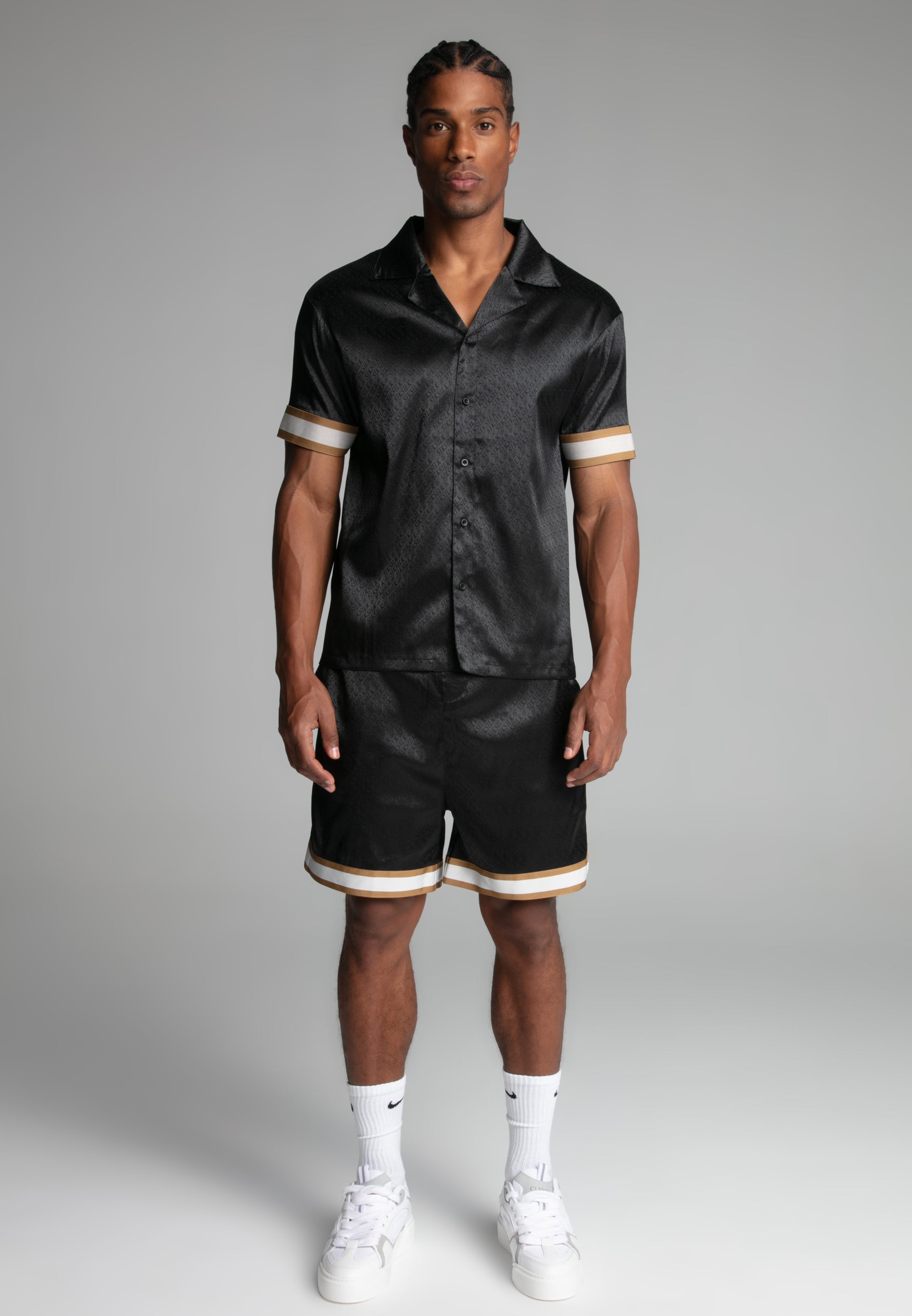 Resort Shirt in Black Hemden SikSilk