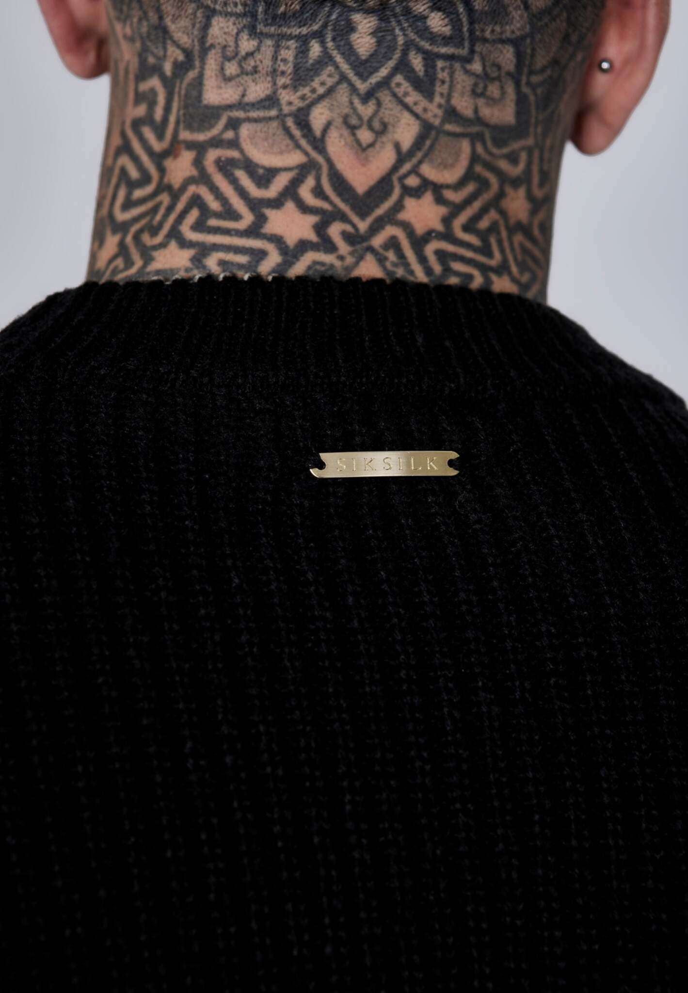 Knitted Sweater in Black Pullover SikSilk