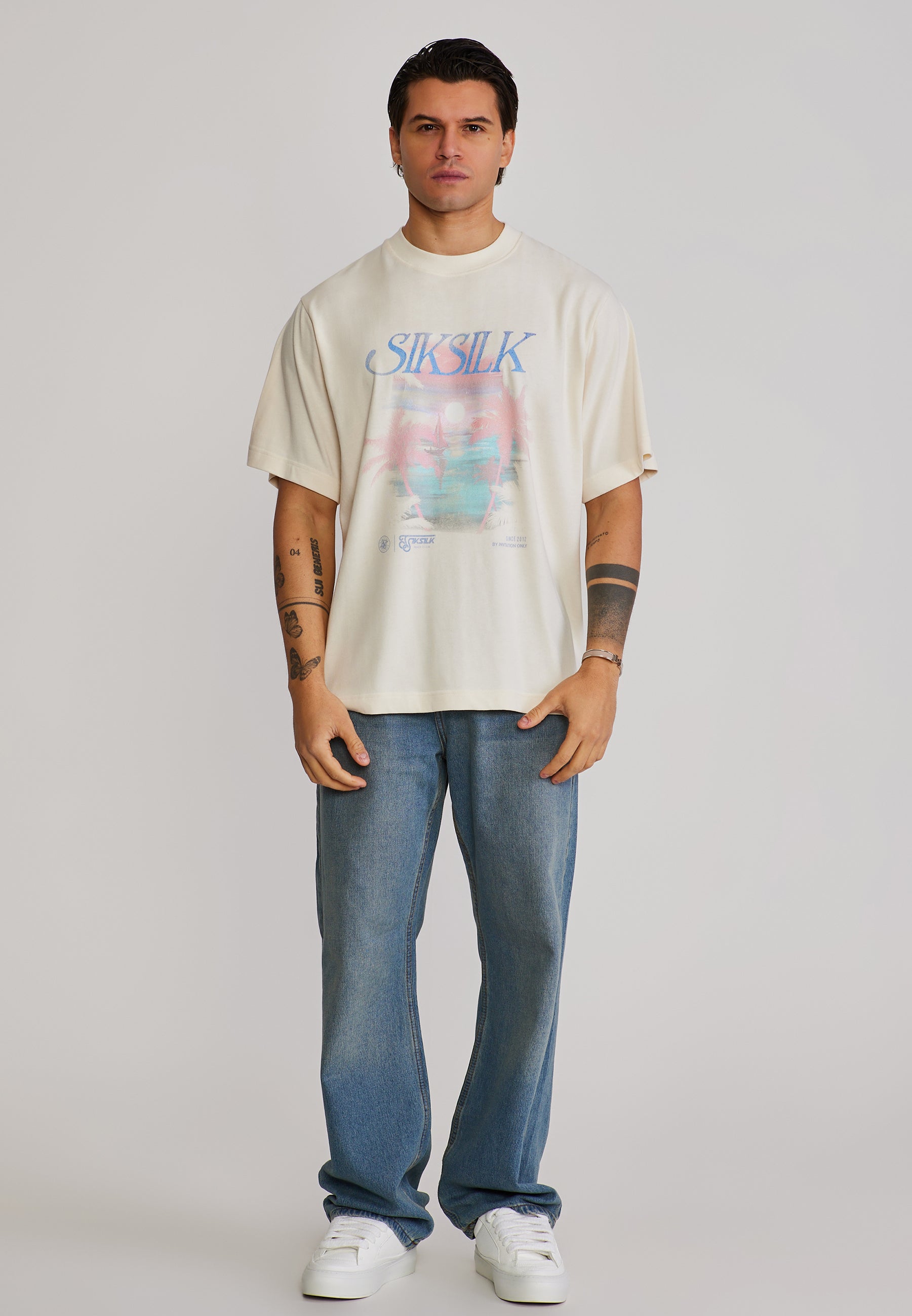 Graphic T-Shirt in Ecru T-Shirts SikSilk
