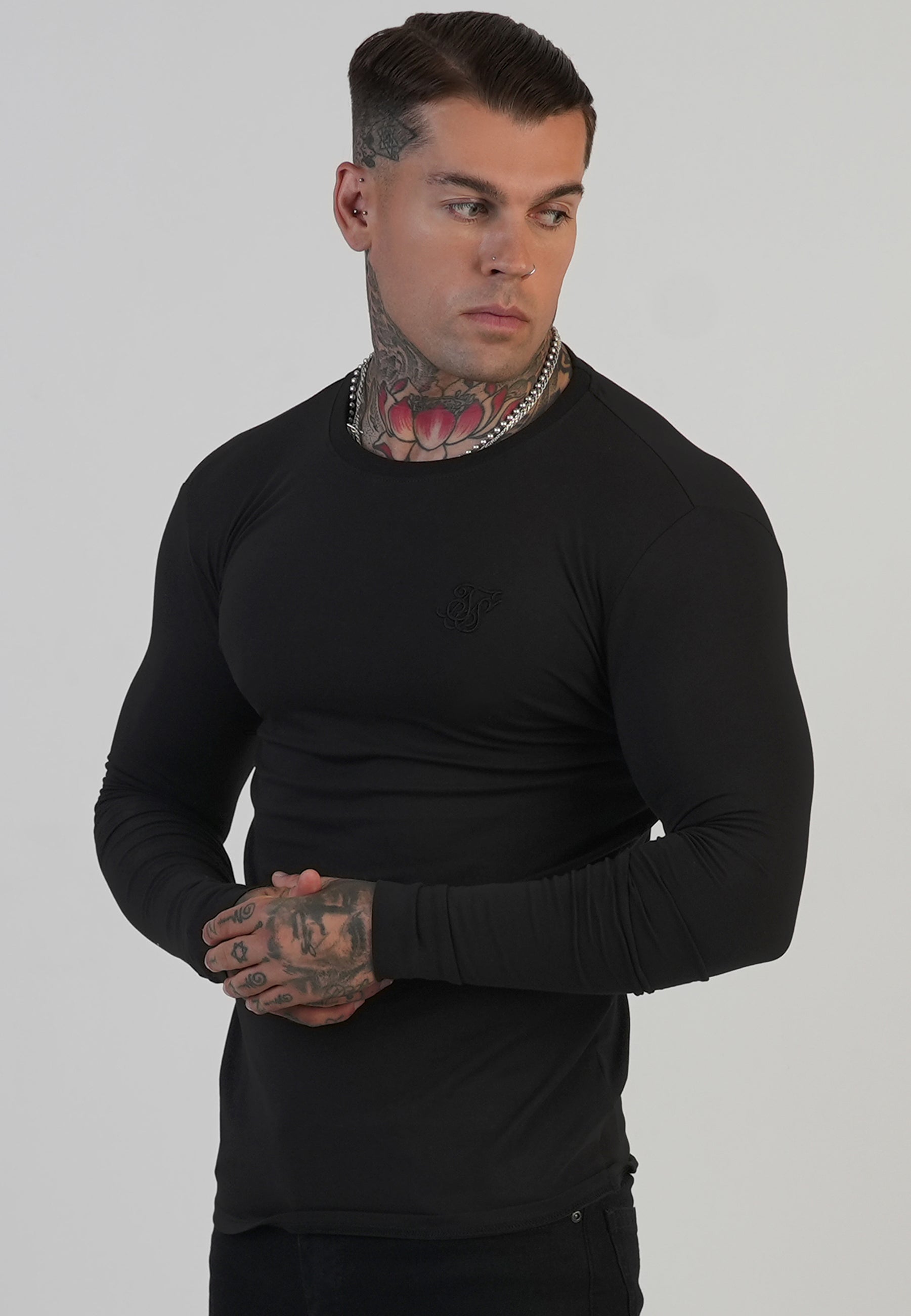 Long Sleeve T-Shirt in Black T-Shirts SikSilk