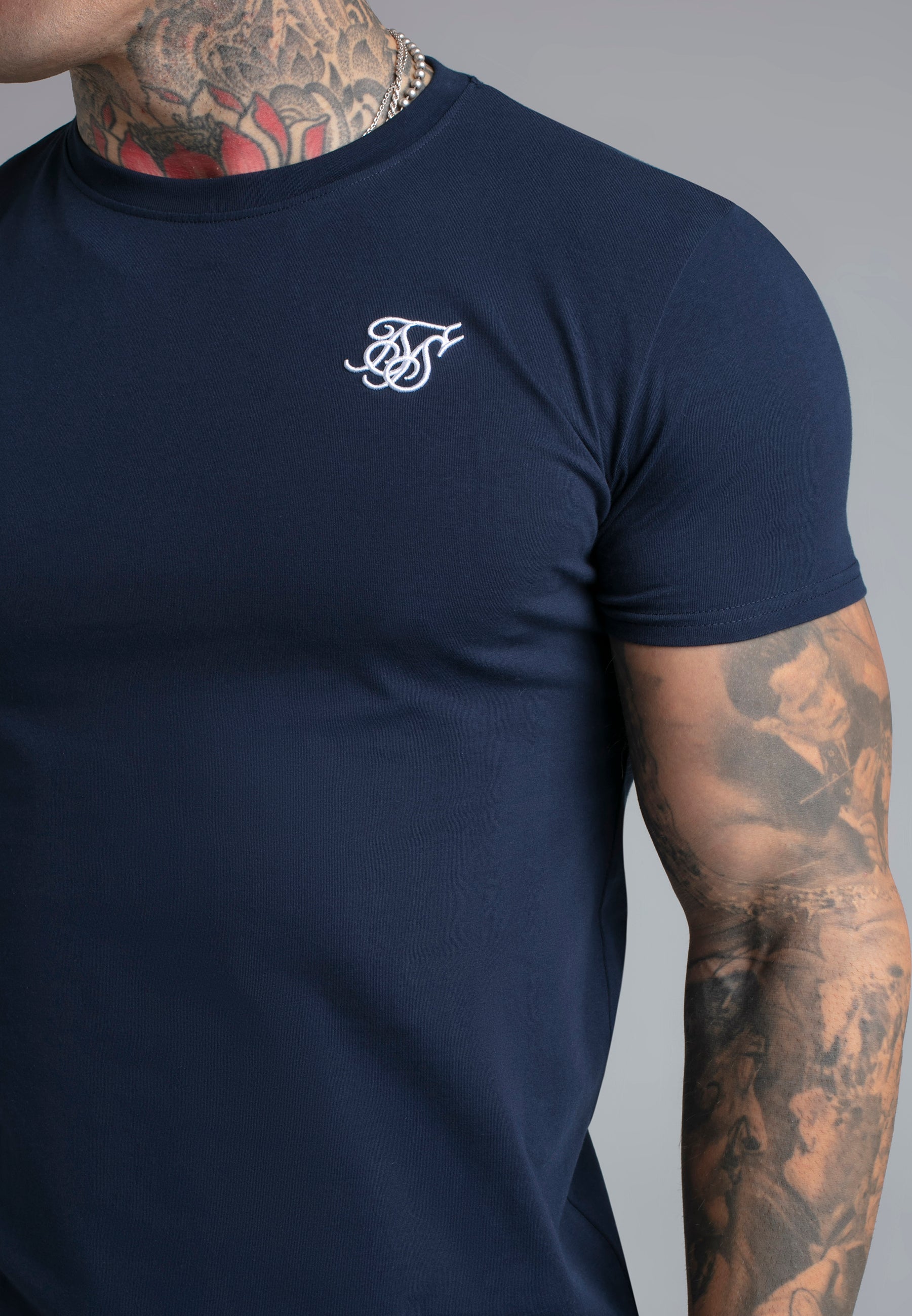 Essentials T-Shirt in Navy T-Shirts SikSilk