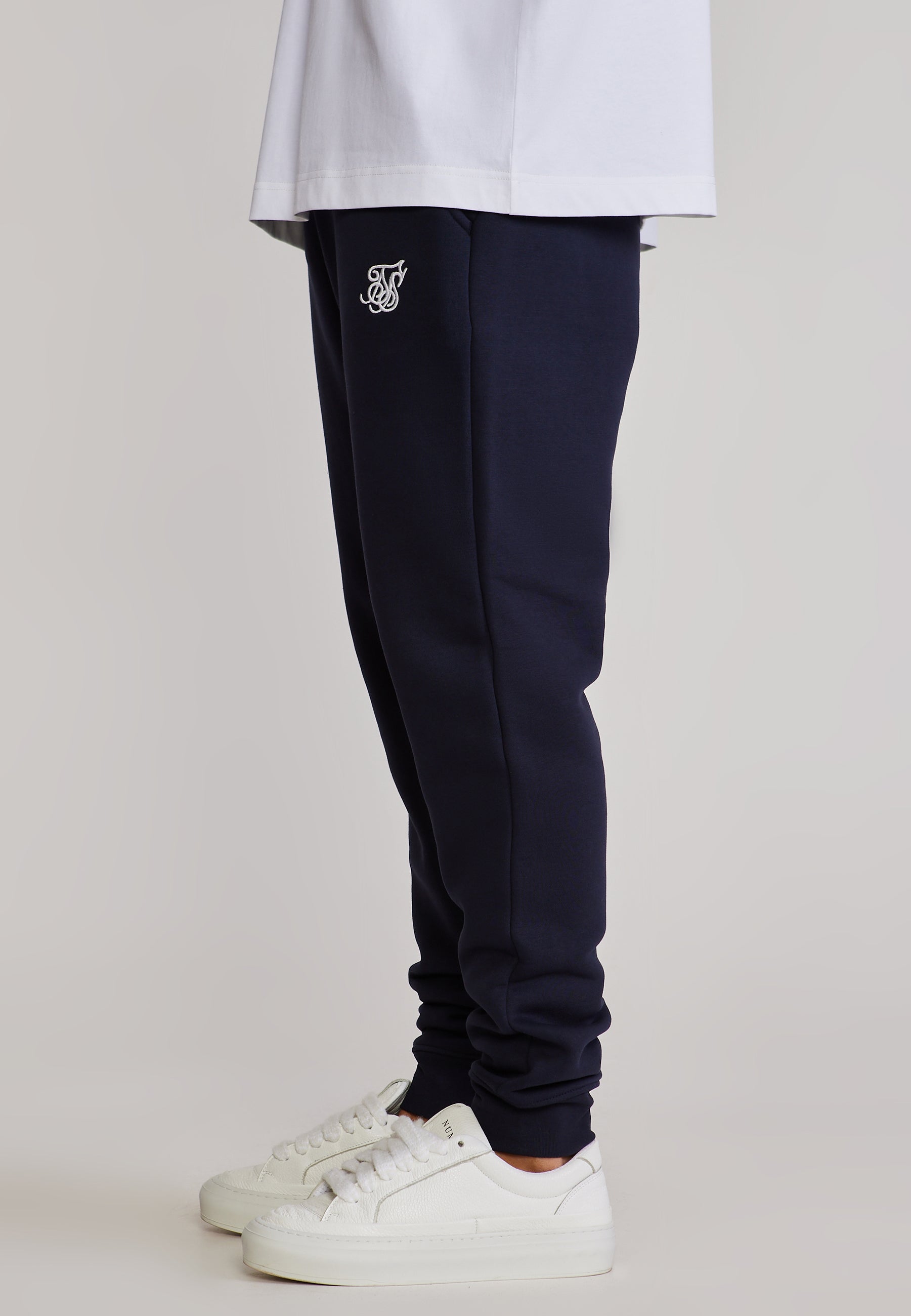 Essentials Joggers in Navy Hosen SikSilk