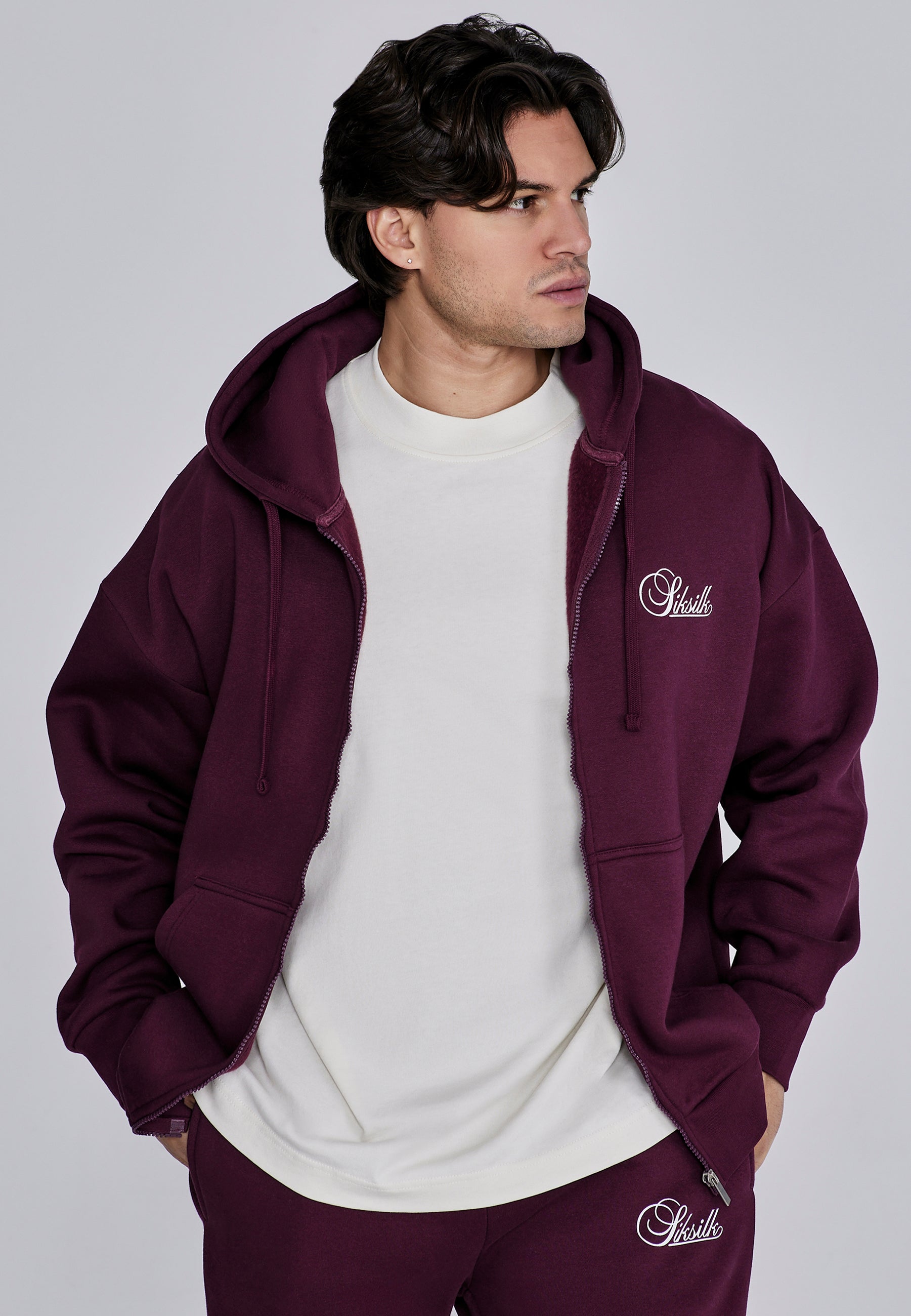 Essentials Full Zip Hoodie in Burgundy Sweatjacken SikSilk