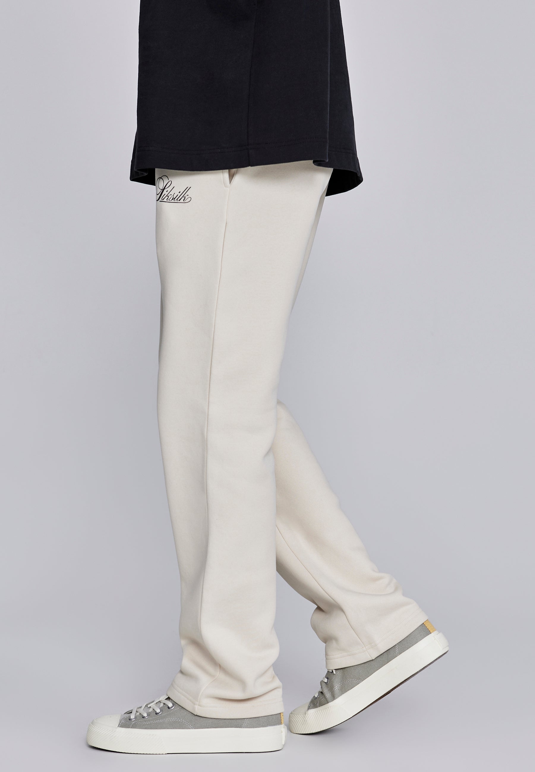 Essentials Track Pants in Ecru Hosen SikSilk