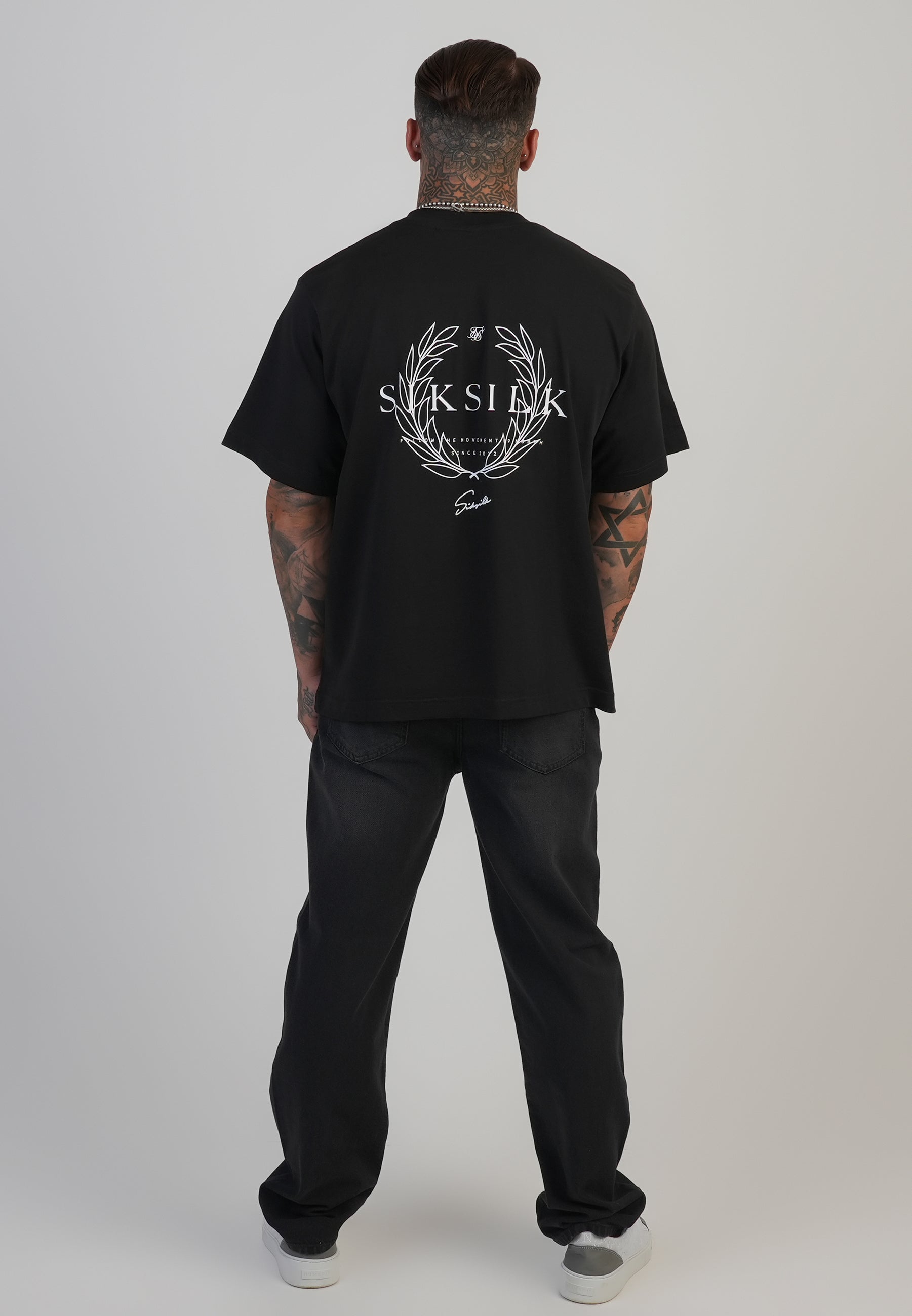Straight Fit Jeans in Washed Black Jeans SikSilk