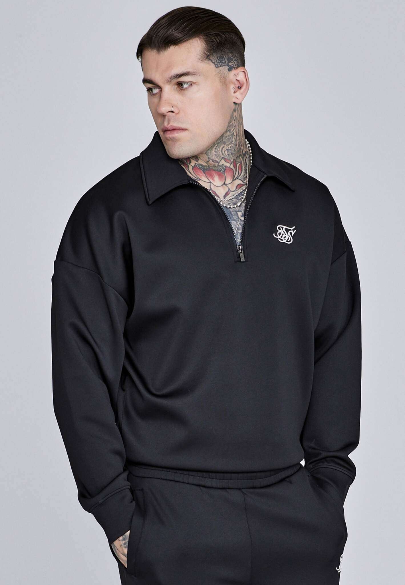 Essentials Zip Sweater in Black Sweatshirts SikSilk