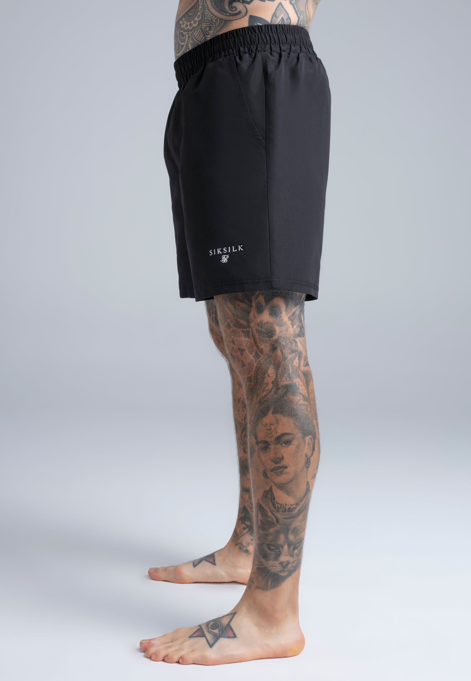 Swim Shorts in Black Badehosen SikSilk