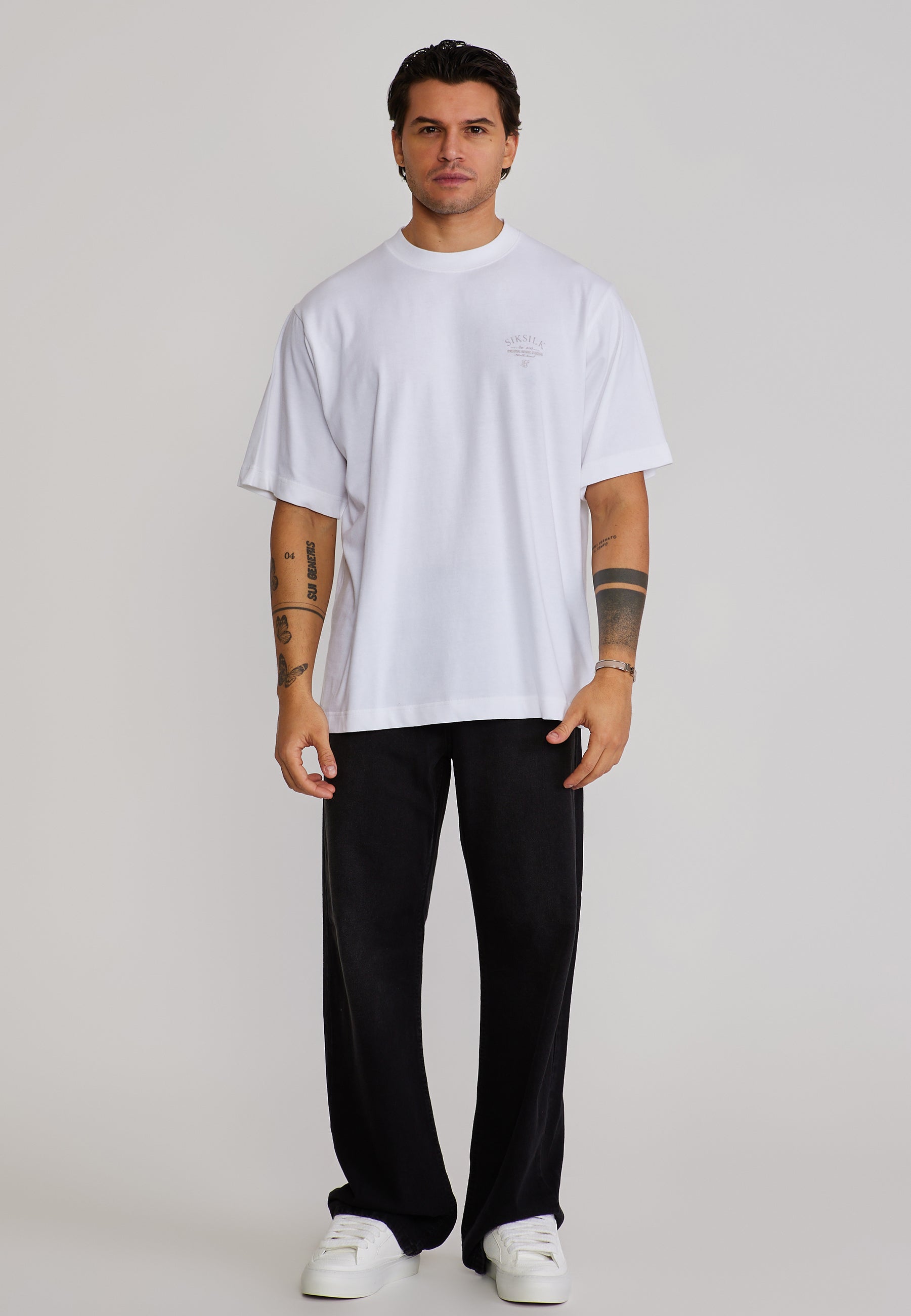 Graphic T-Shirt in White T-Shirts SikSilk