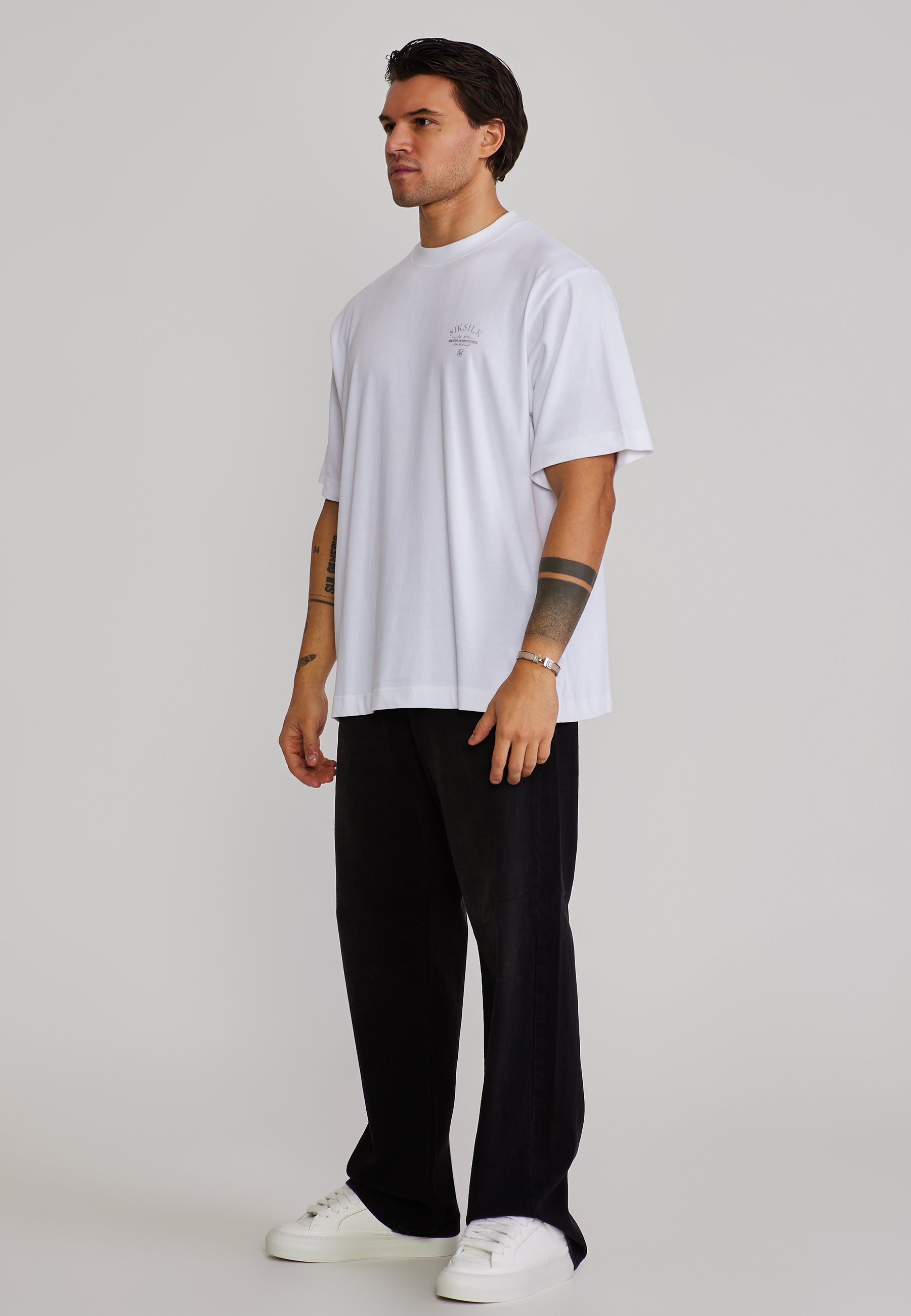 Graphic T-Shirt in White T-Shirts SikSilk