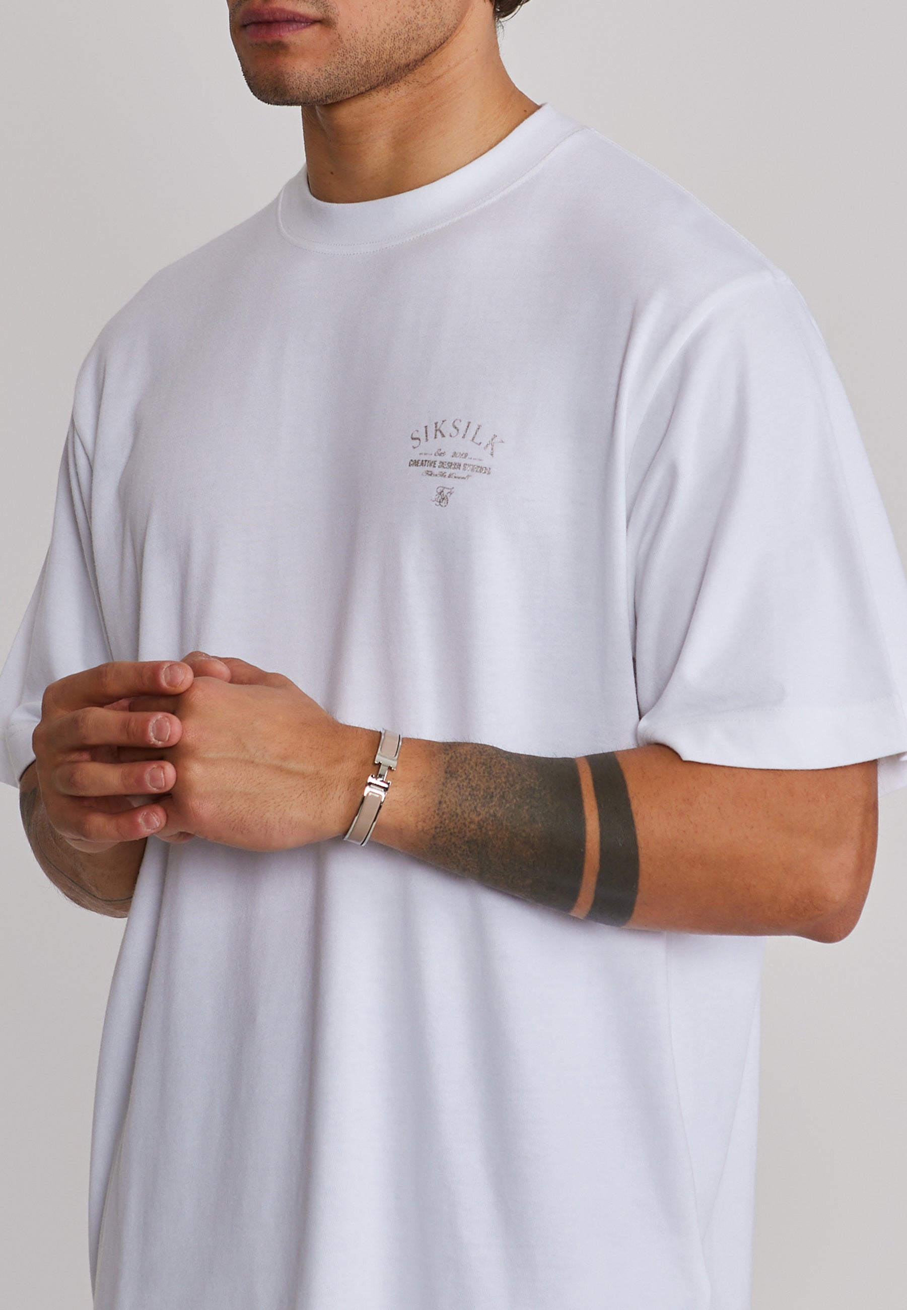 Graphic T-Shirt in White T-Shirts SikSilk