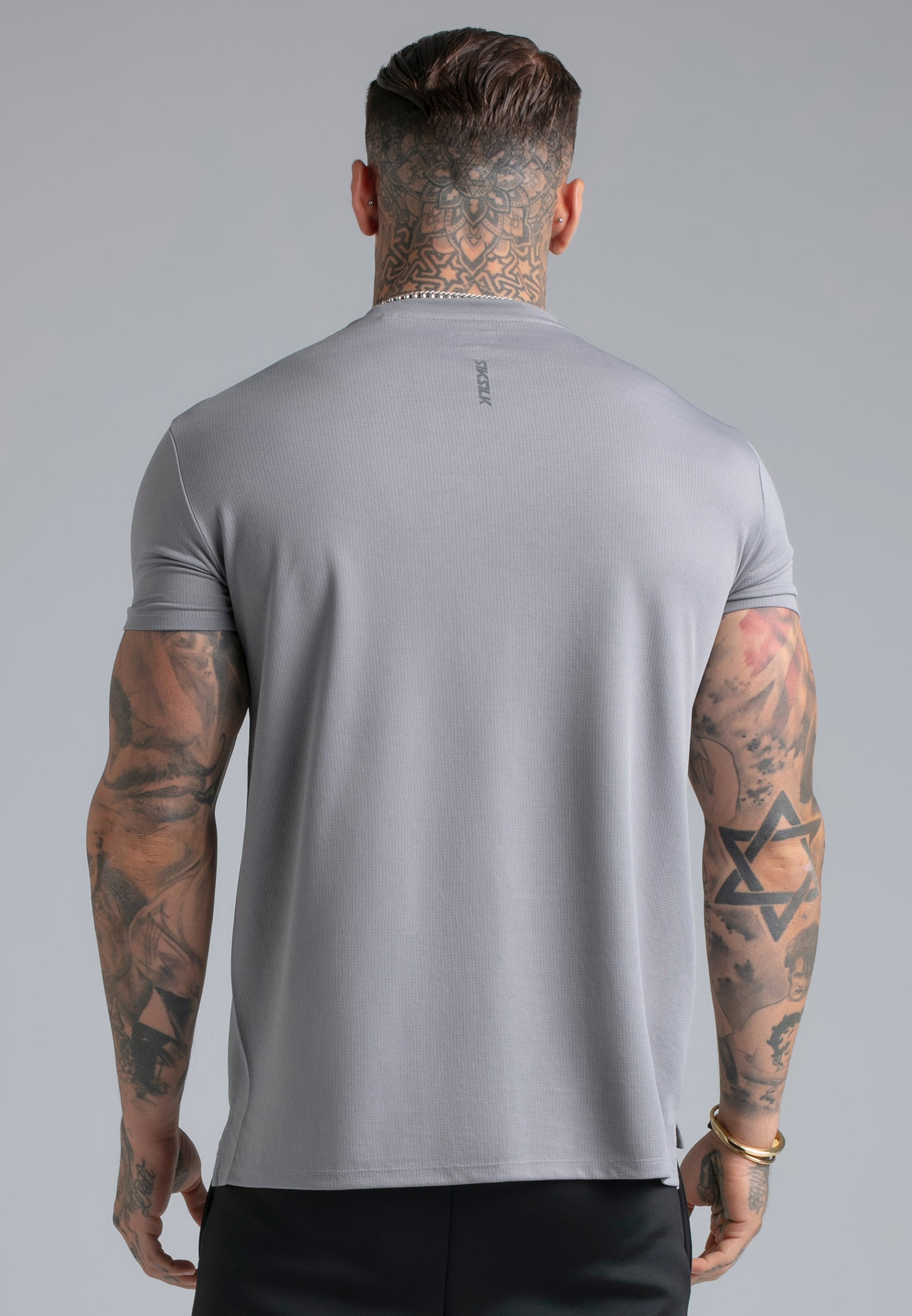 Muscle Fit T-Shirt in Grey T-Shirts SikSilk