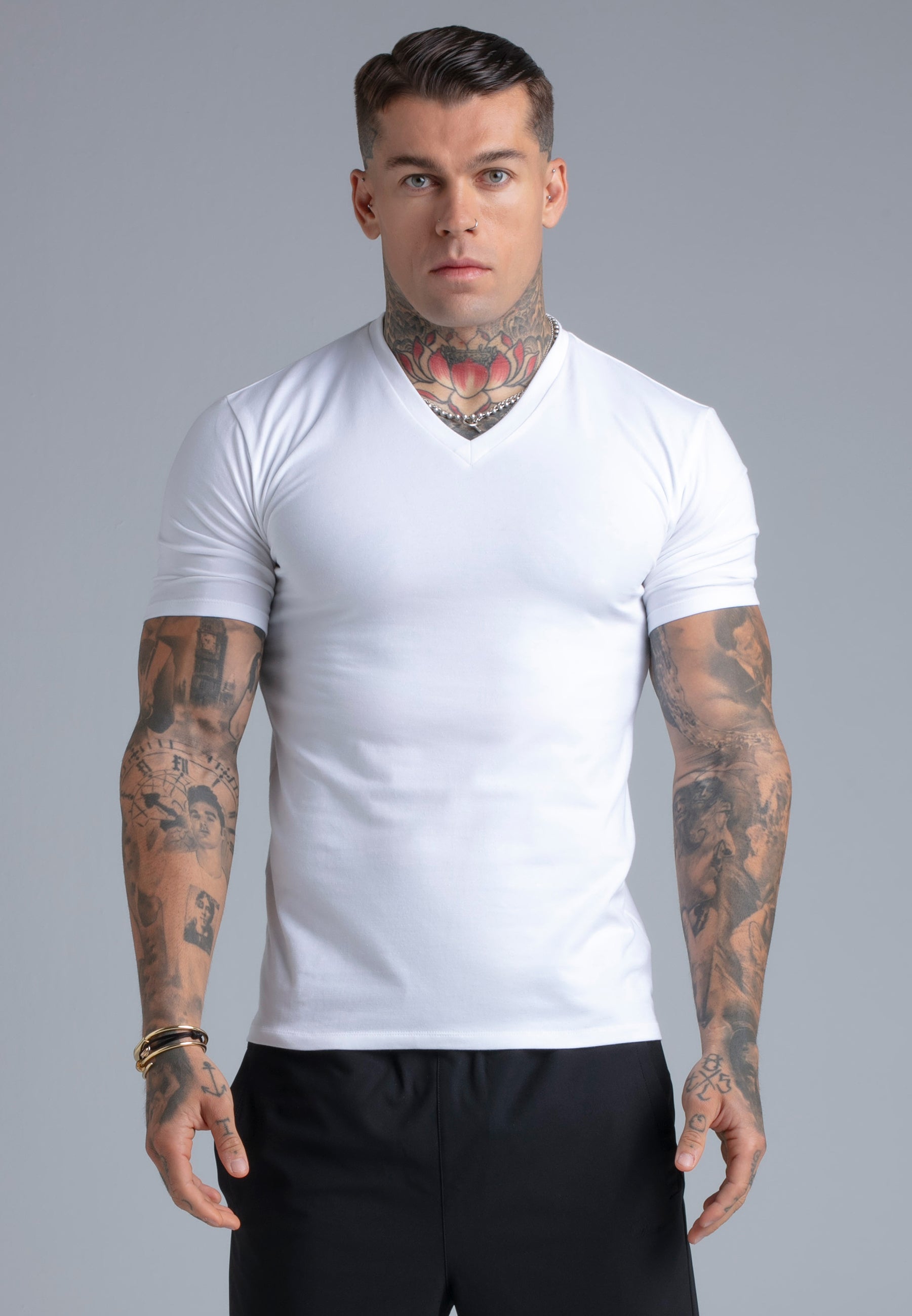 V-Neck T-Shirt in White T-Shirts SikSilk