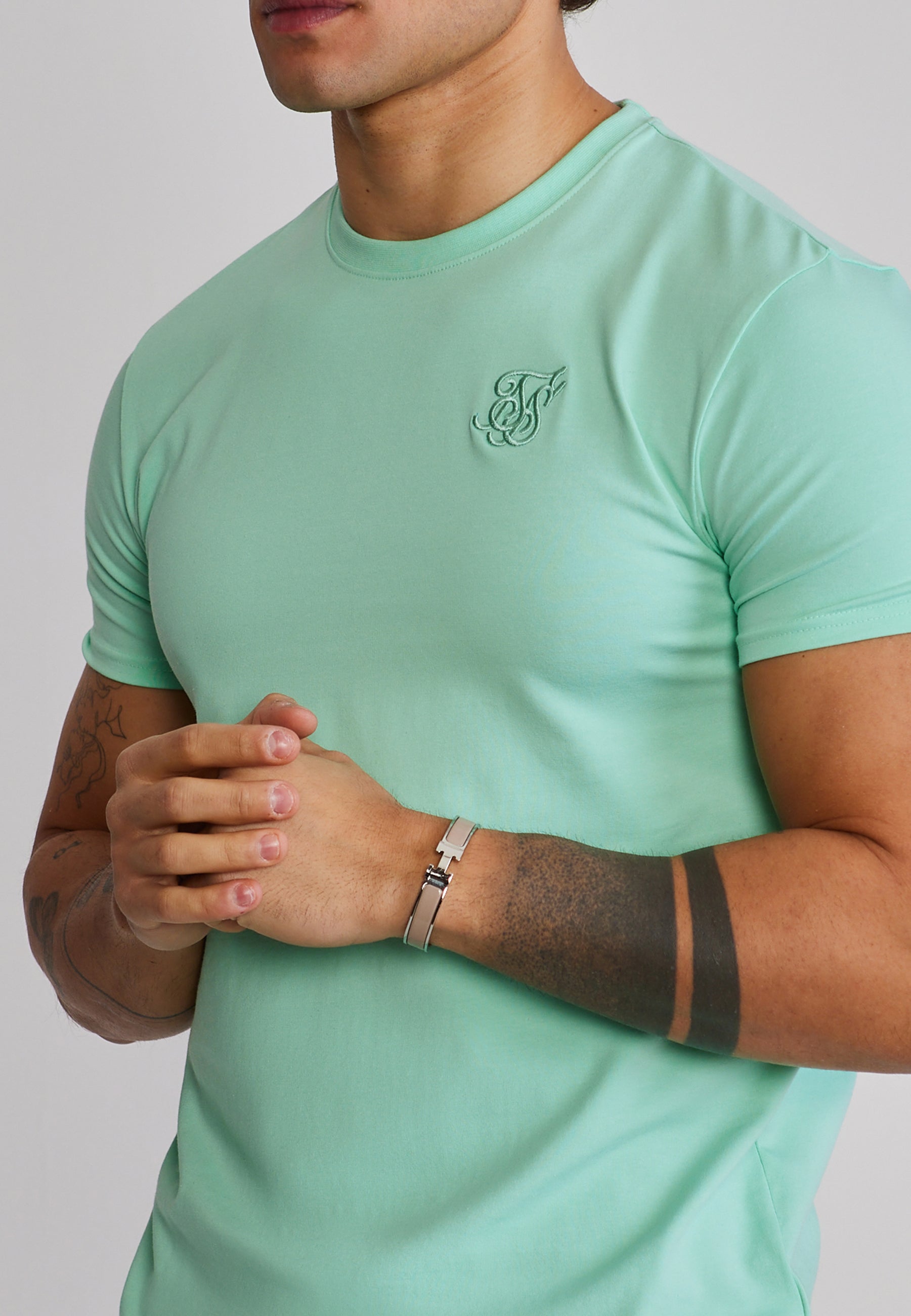 Essentials T-Shirt in Green T-Shirts SikSilk