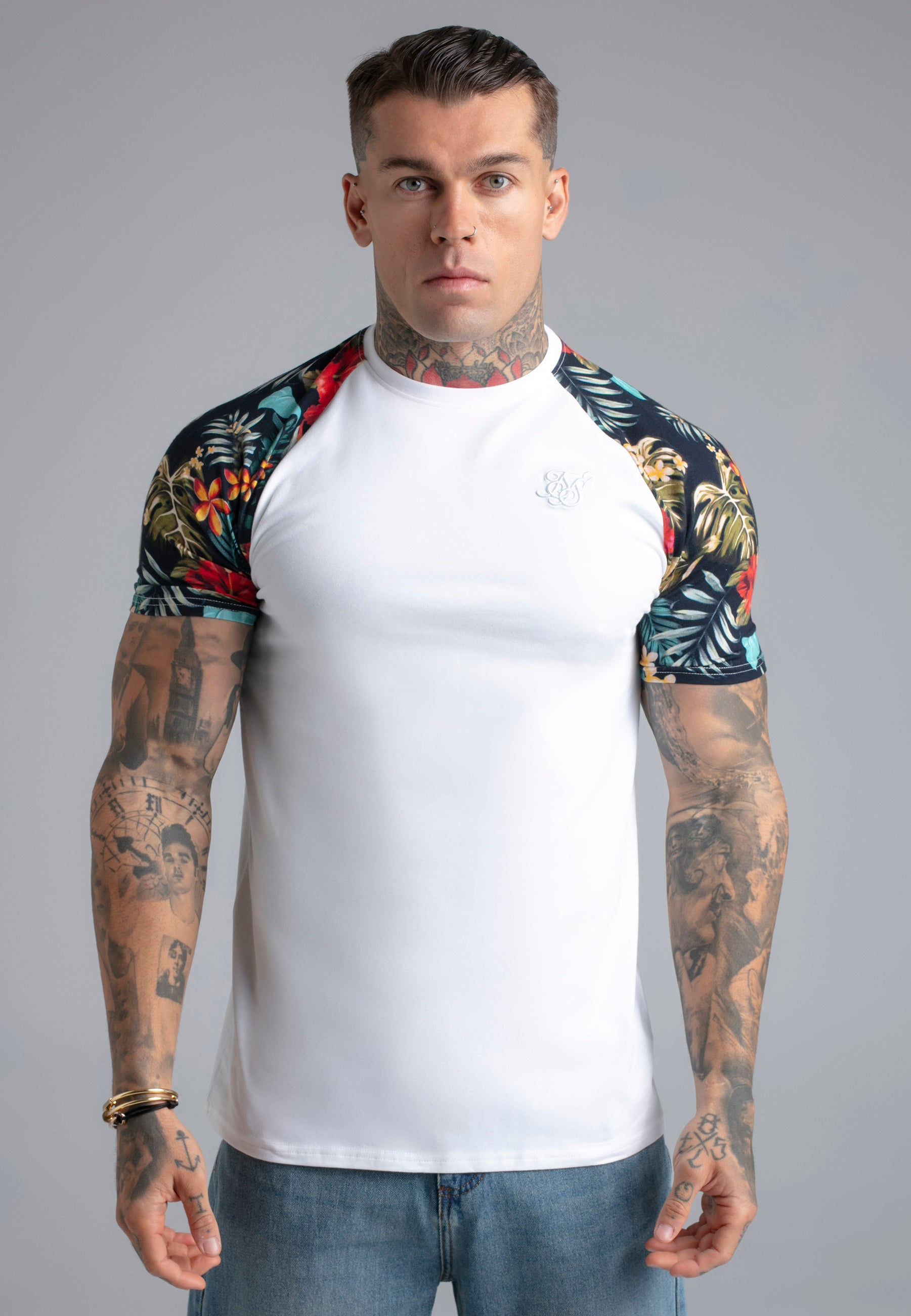 Raglan T-Shirt in White T-Shirts SikSilk