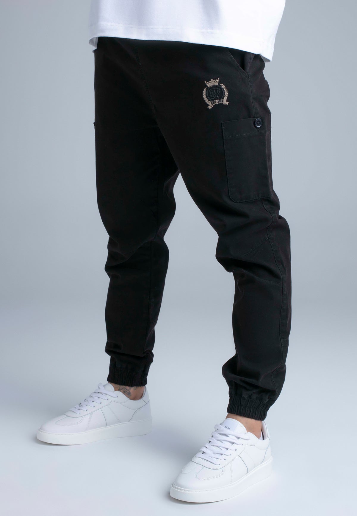 Cargohose Slim Fit in Black Hosen SikSilk