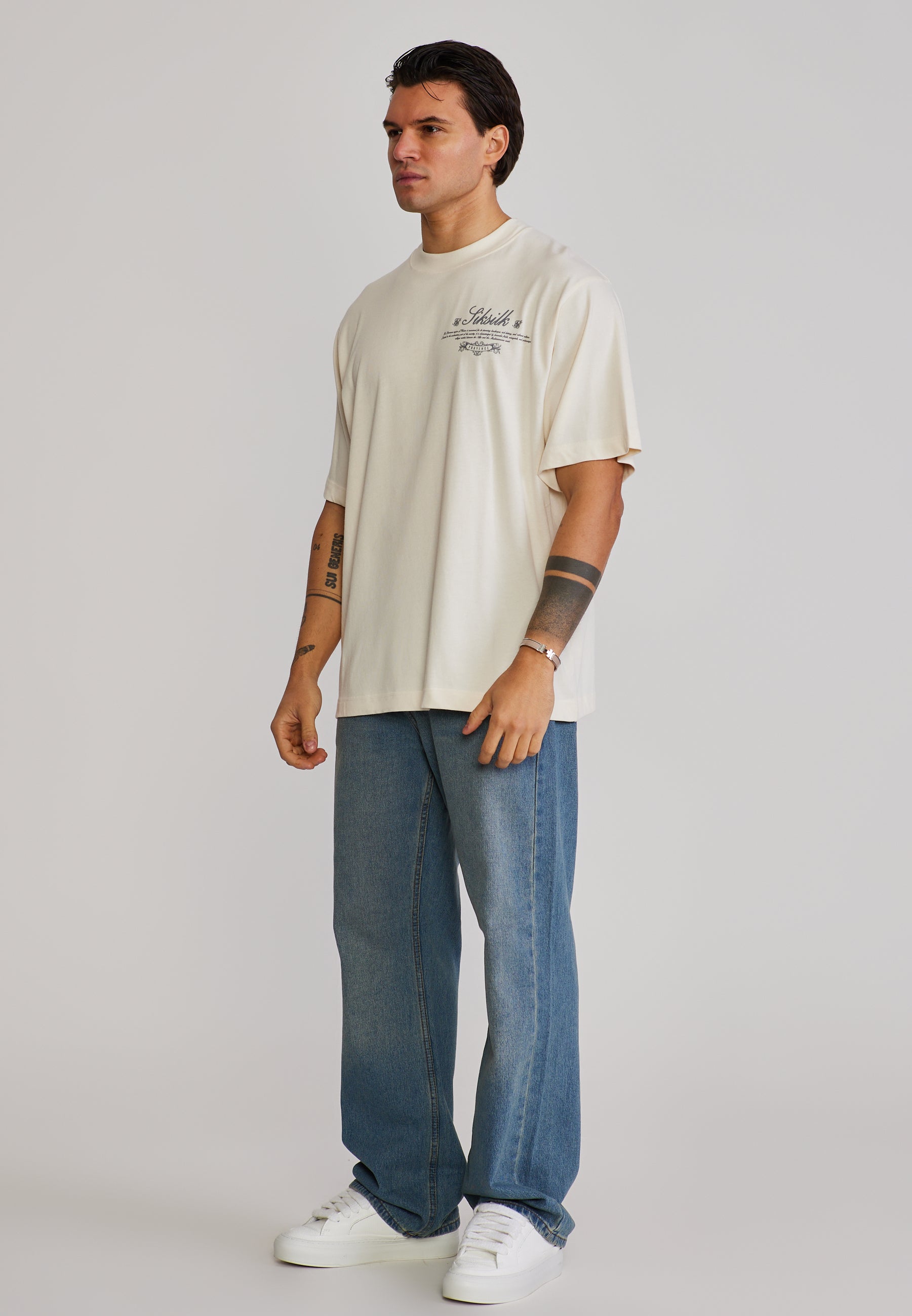 Graphic T-Shirt in Ecru T-Shirts SikSilk