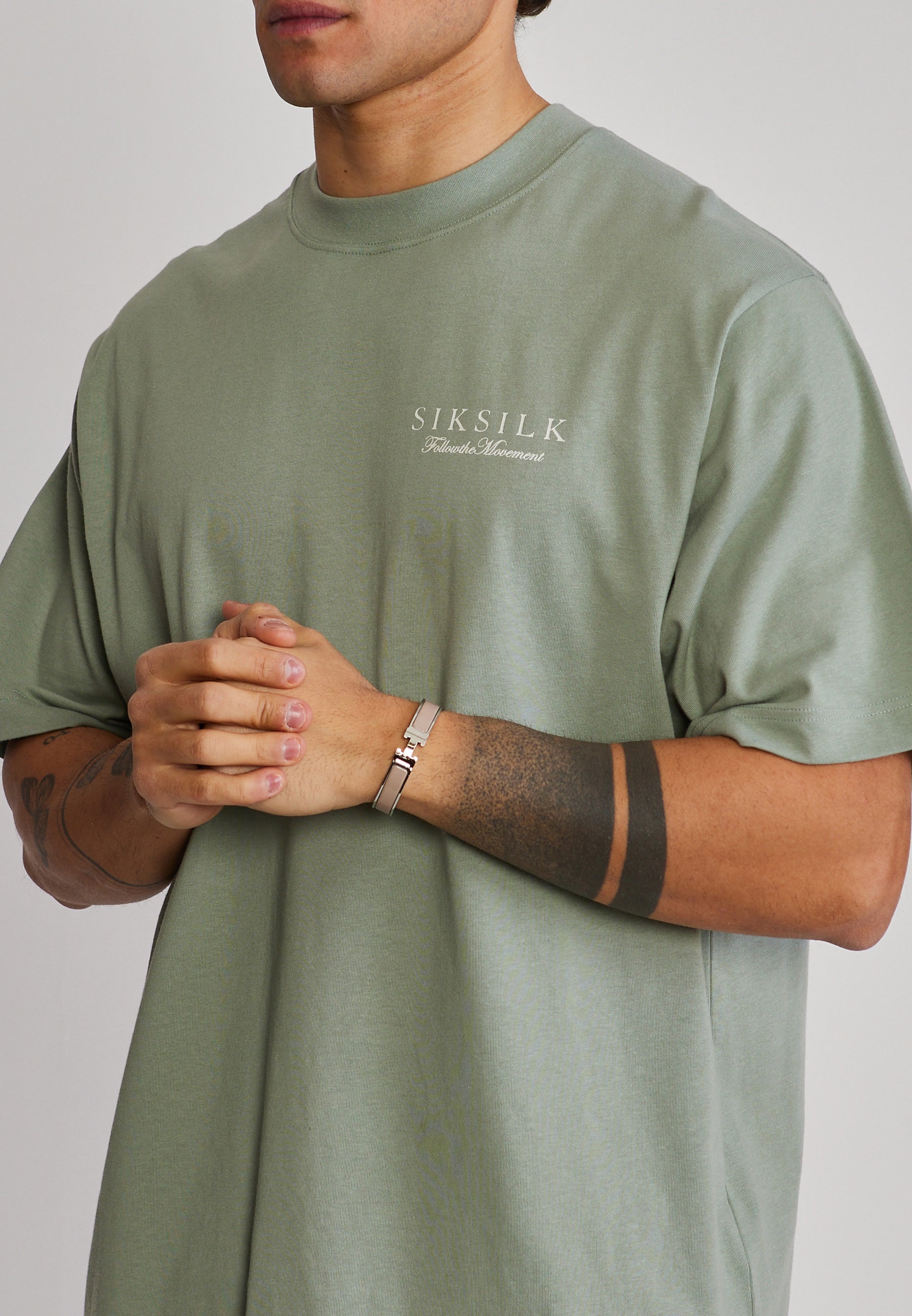 Graphic T-Shirt in Green T-Shirts SikSilk