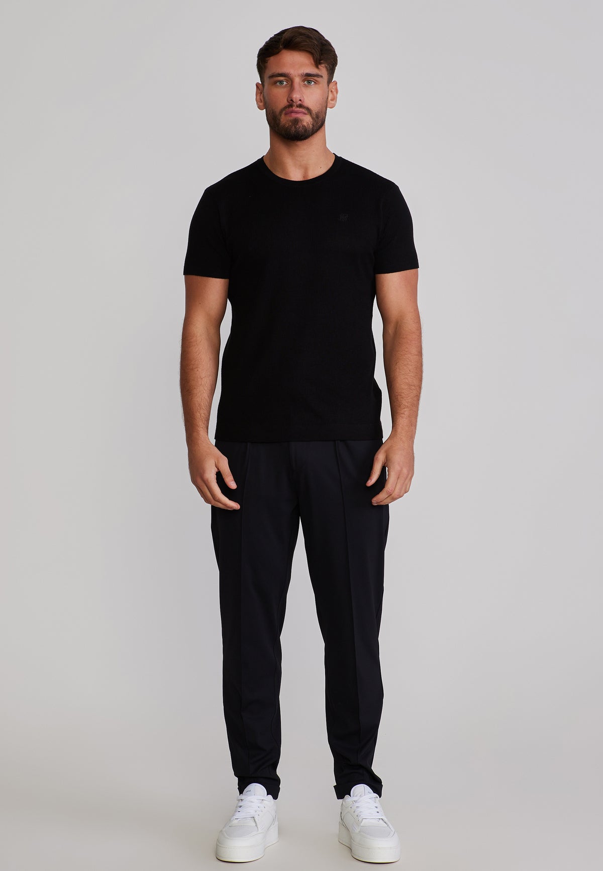 T-Shirt Knitted in Black T-Shirts SikSilk