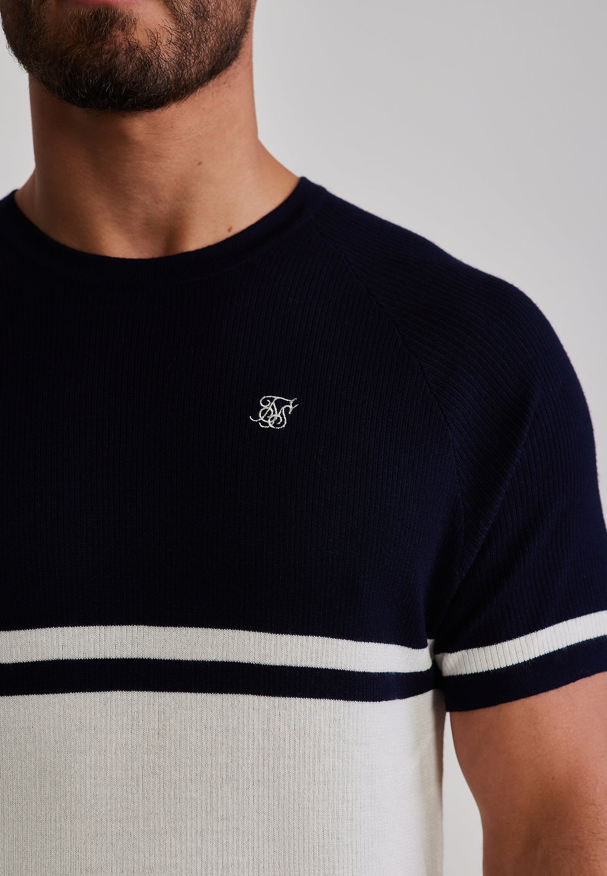 T-Shirt Knitted in Navy/White T-Shirts SikSilk