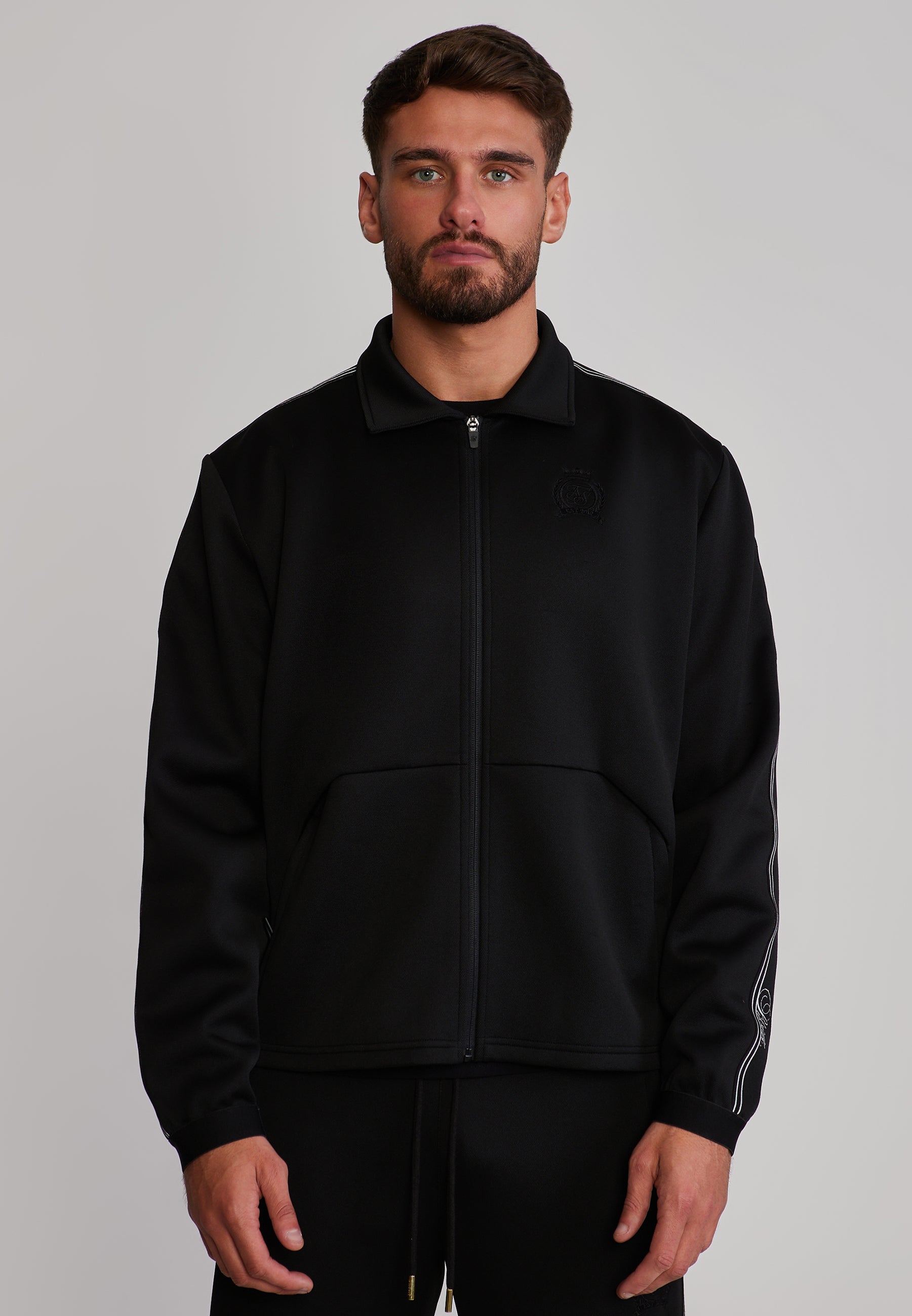 Sweatjacke Taped in Black Sweatjacken SikSilk