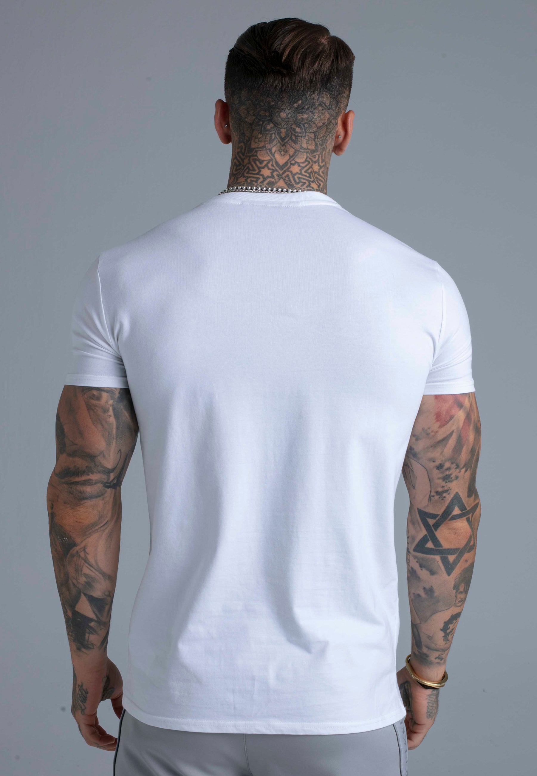 T-Shirt Essentials in White T-Shirts SikSilk