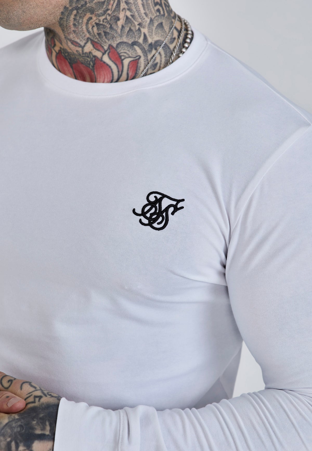 Langarmshirt Essentials in White T-Shirts SikSilk