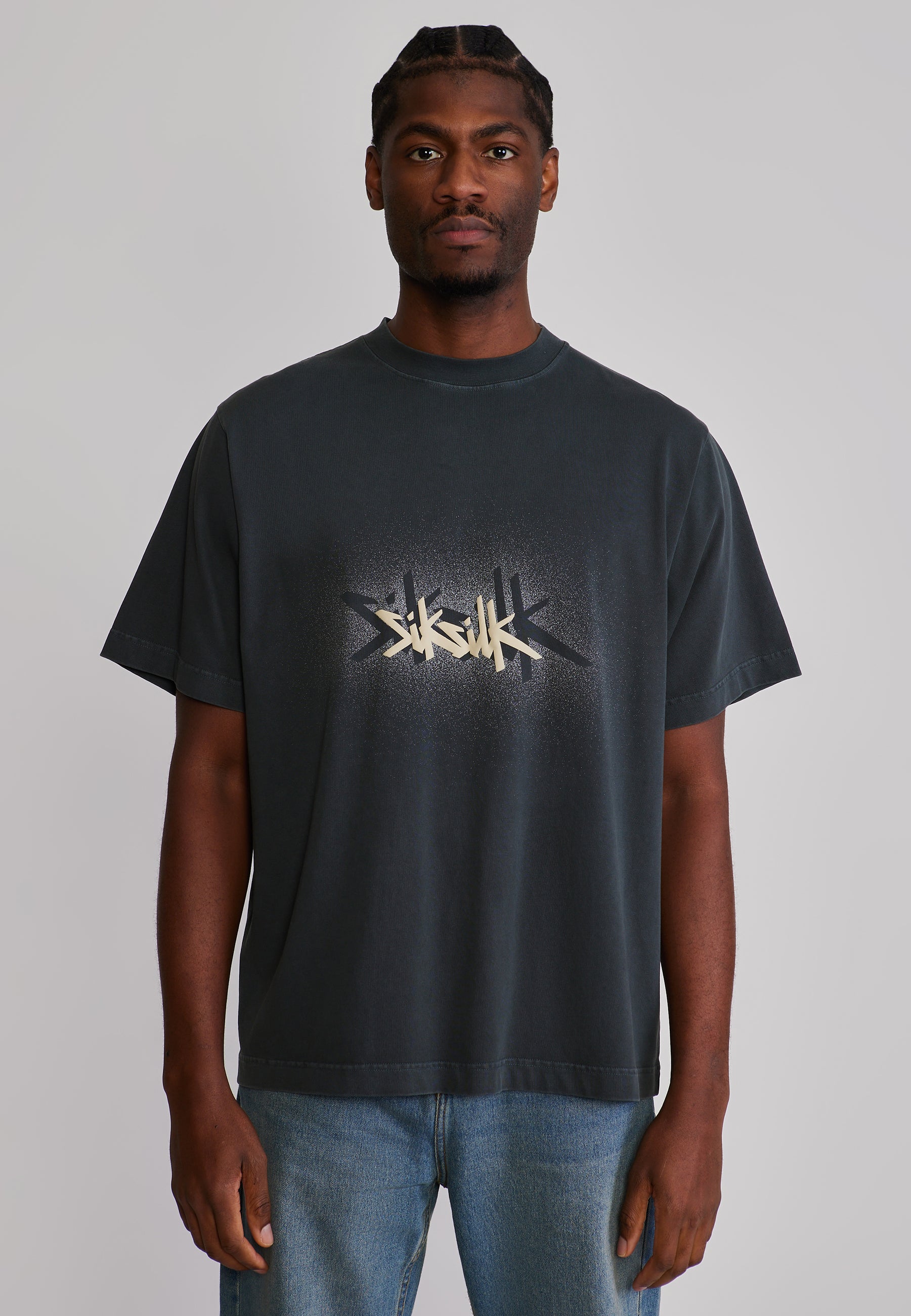 T-Shirt Graphic in Grey T-Shirts SikSilk