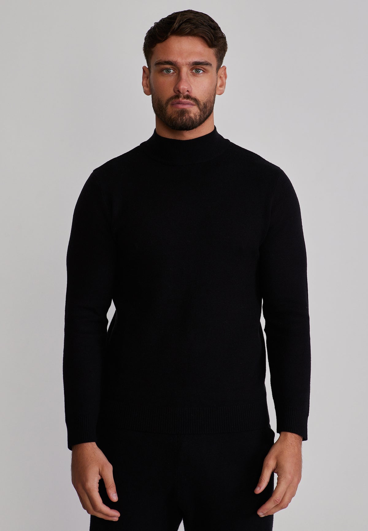Pullover High Neck in Black Pullover SikSilk