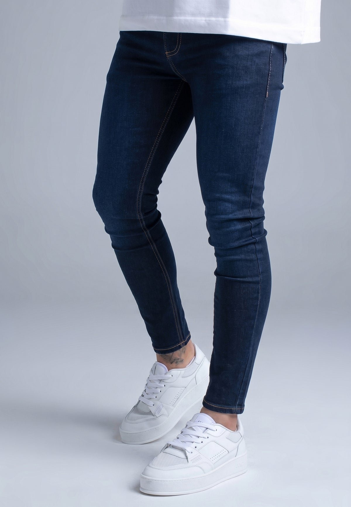 Jeans Skinny in Washed Indigo Blue Jeans SikSilk