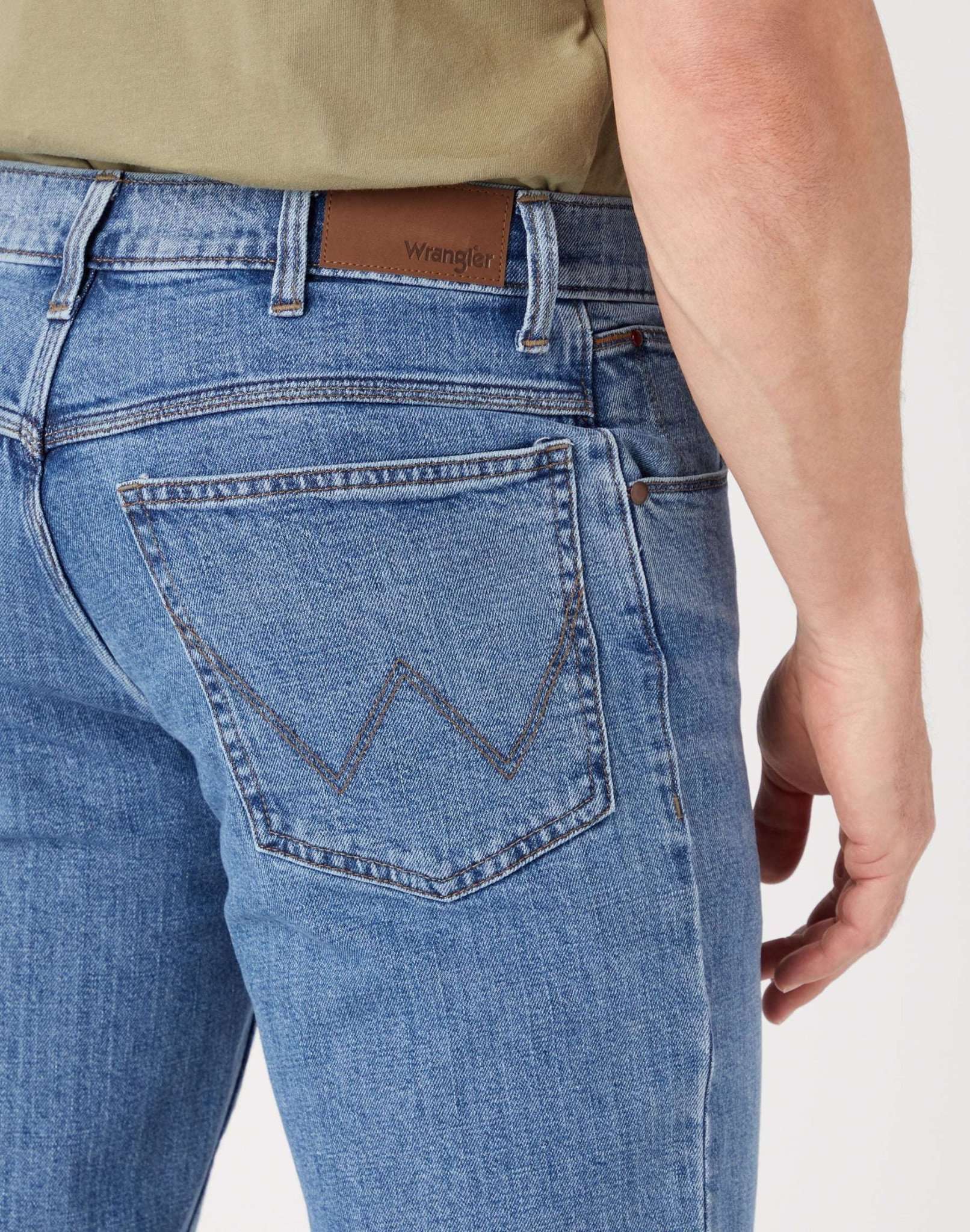 Straight Low Stretch in Great Blue Jeans Wrangler   