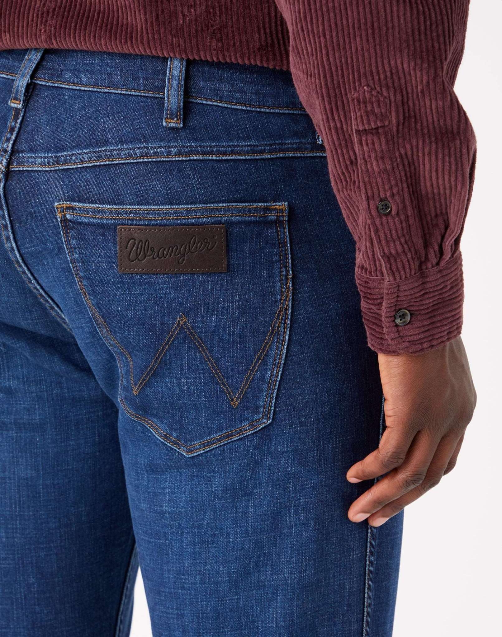 Greensboro Medium Stretch in These Days Jeans Wrangler   