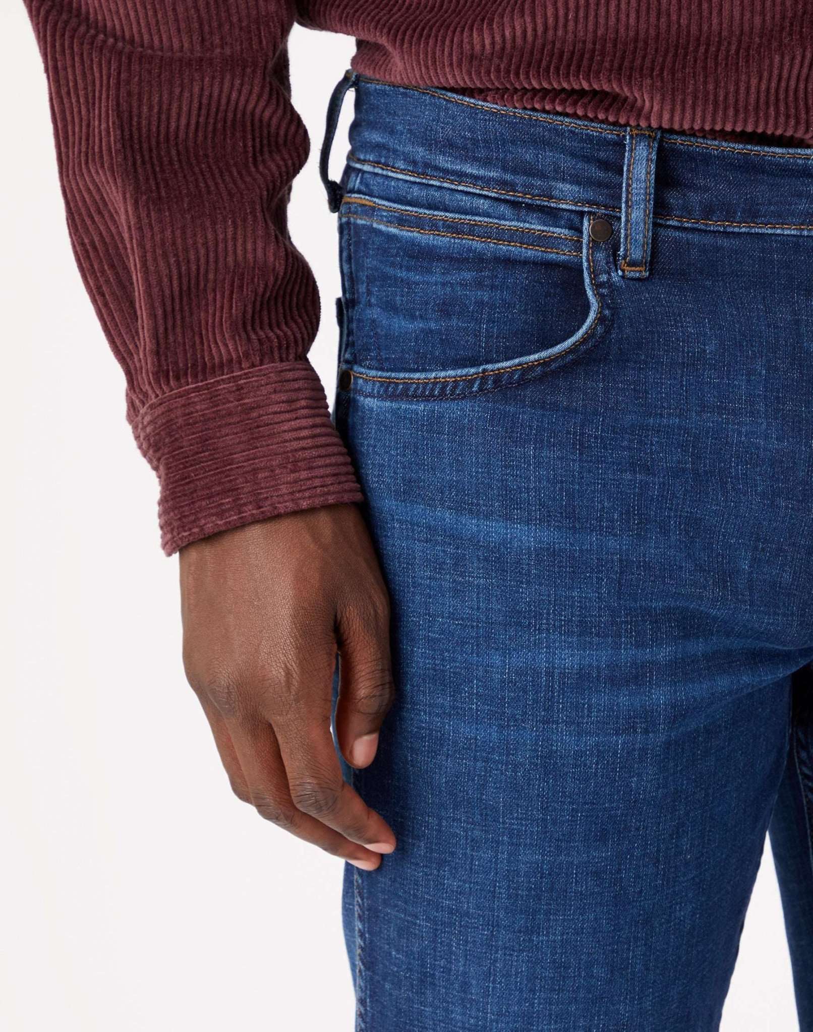 Greensboro Medium Stretch in These Days Jeans Wrangler   