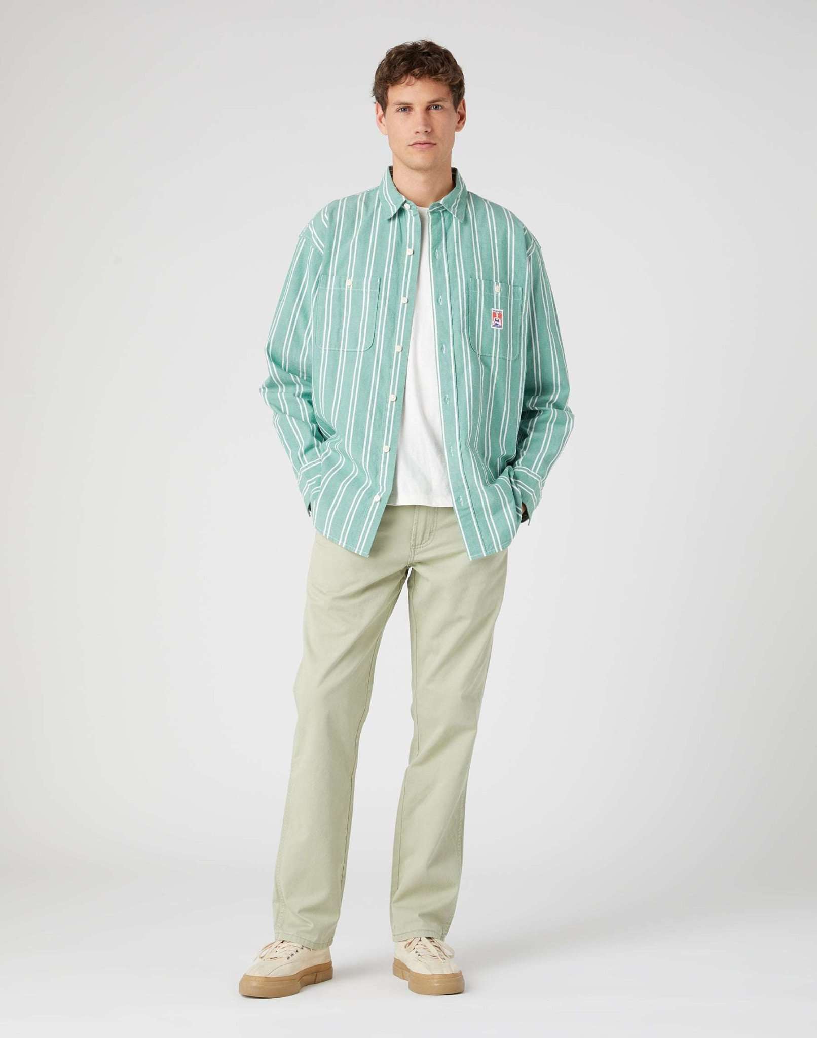 Casey Jones Chino in Tea Leaf Hosen Wrangler   