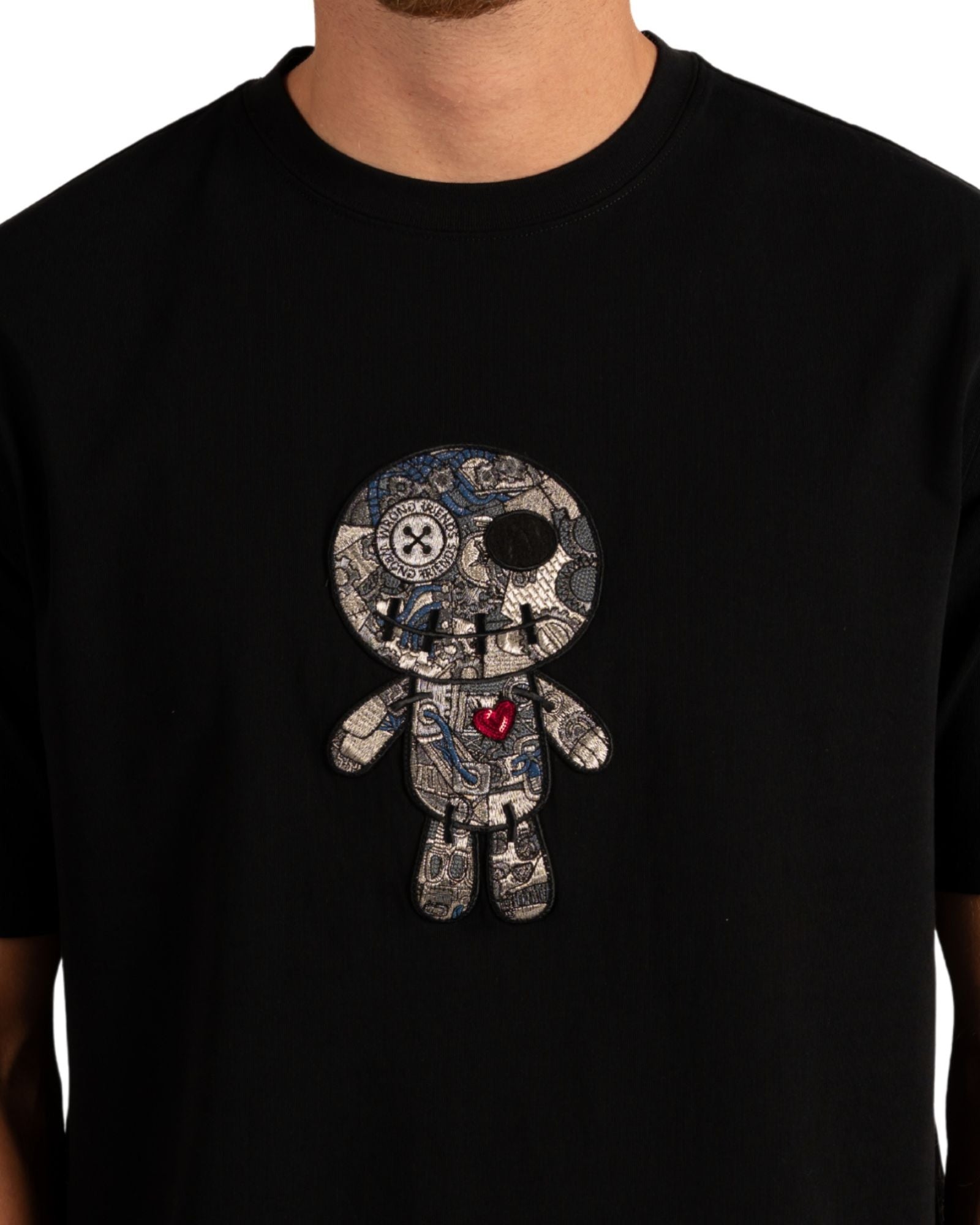 Ennis T-Shirt in Black T-Shirts Wrong Friends